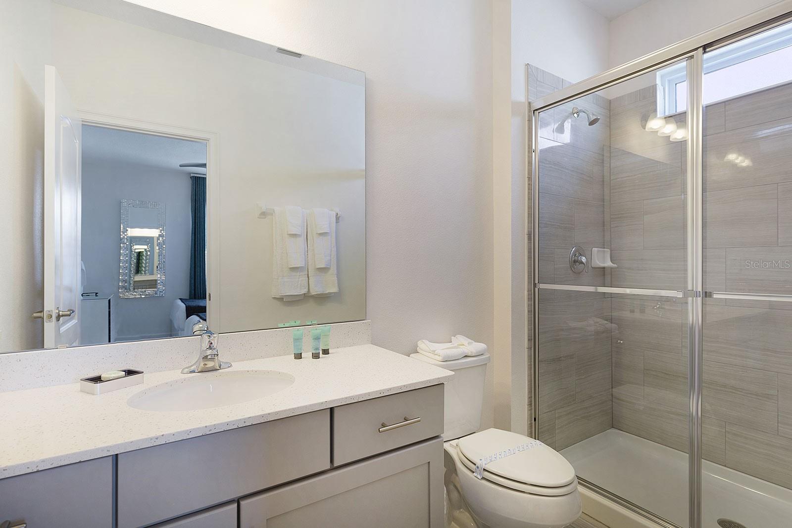 Image 36 of 40 For 8025 Oak Shadow Court