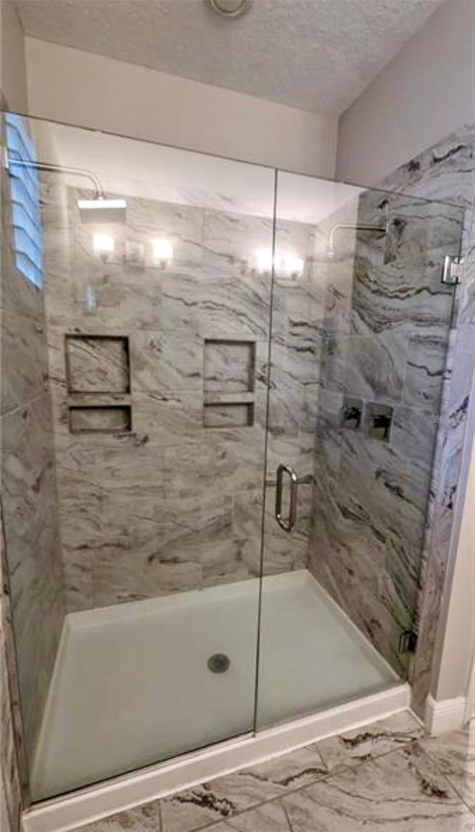 Image 15 of 37 For 8582 Powder Ridge Trail