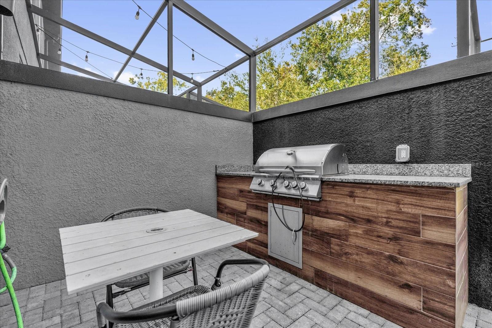 Image 3 of 30 For 4401 Le Reve Court