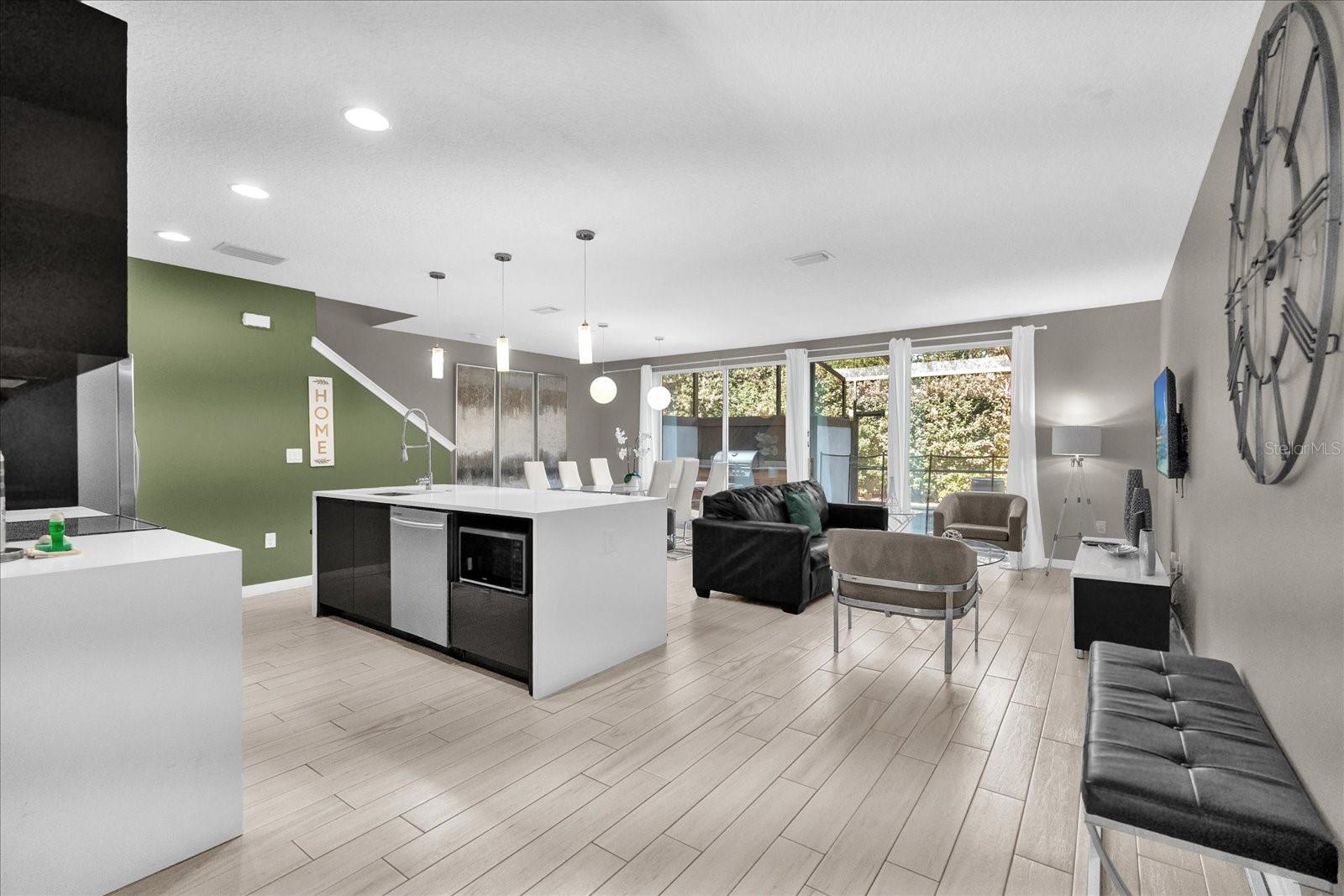 Image 8 of 30 For 4401 Le Reve Court