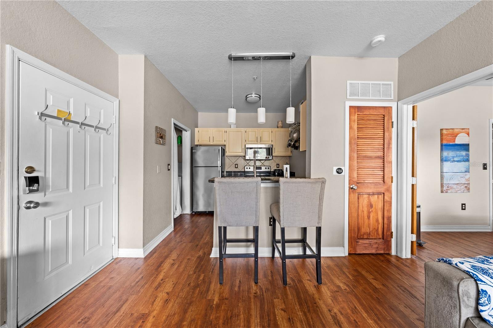 Image 16 of 48 For 8929 Legacy Court 107