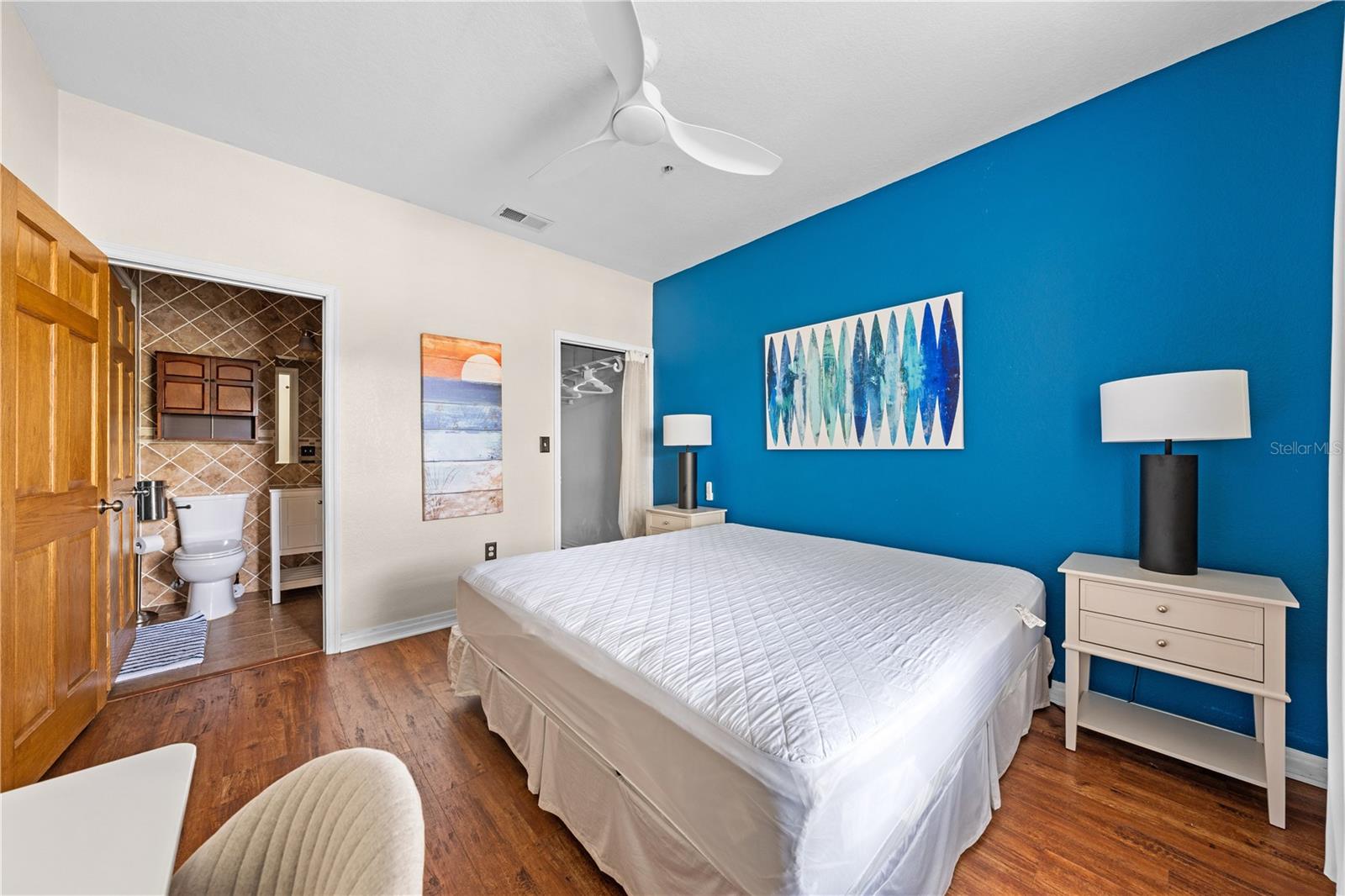 Image 7 of 48 For 8929 Legacy Court 107