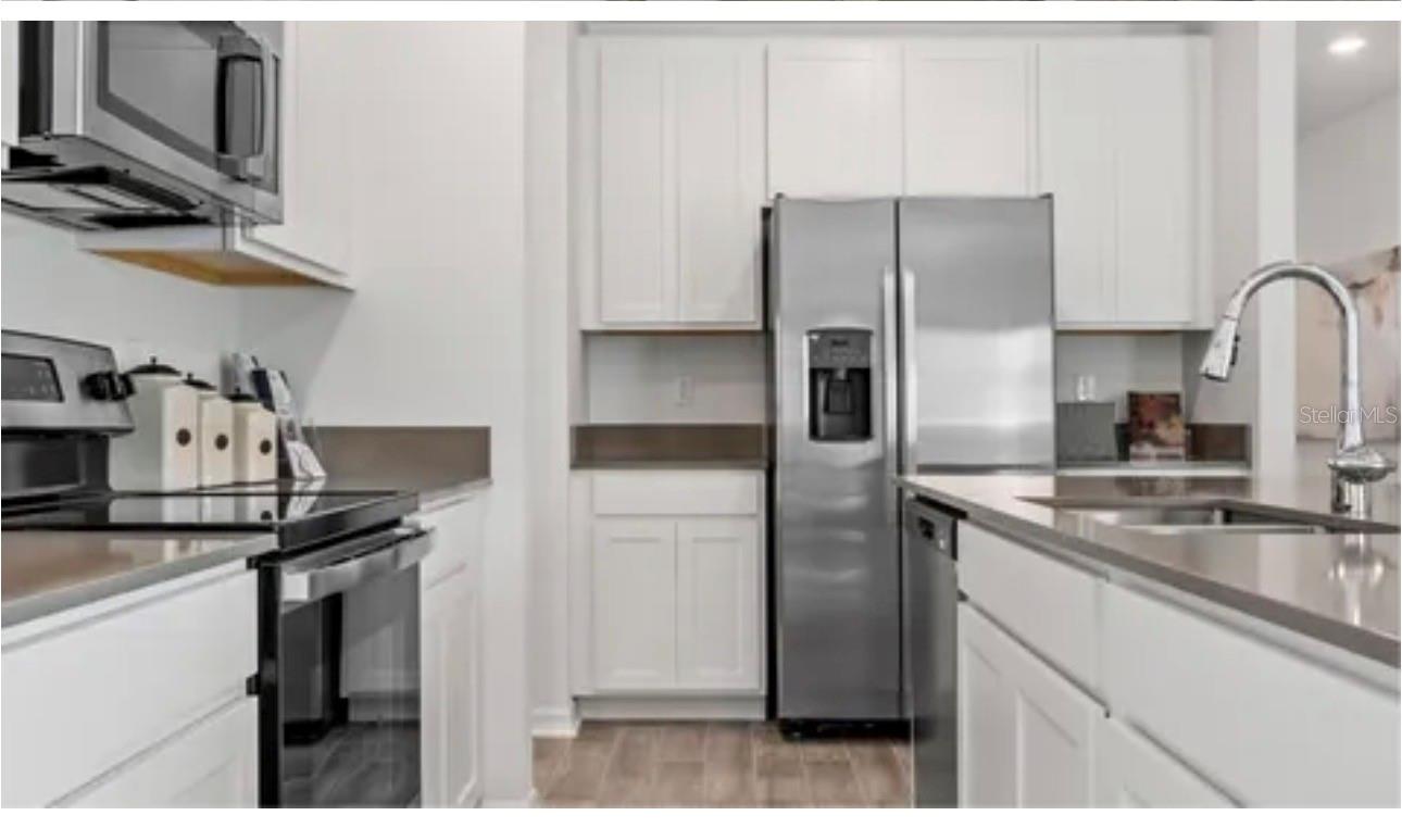 Image 3 of 11 For 1835 Weir Boulevard