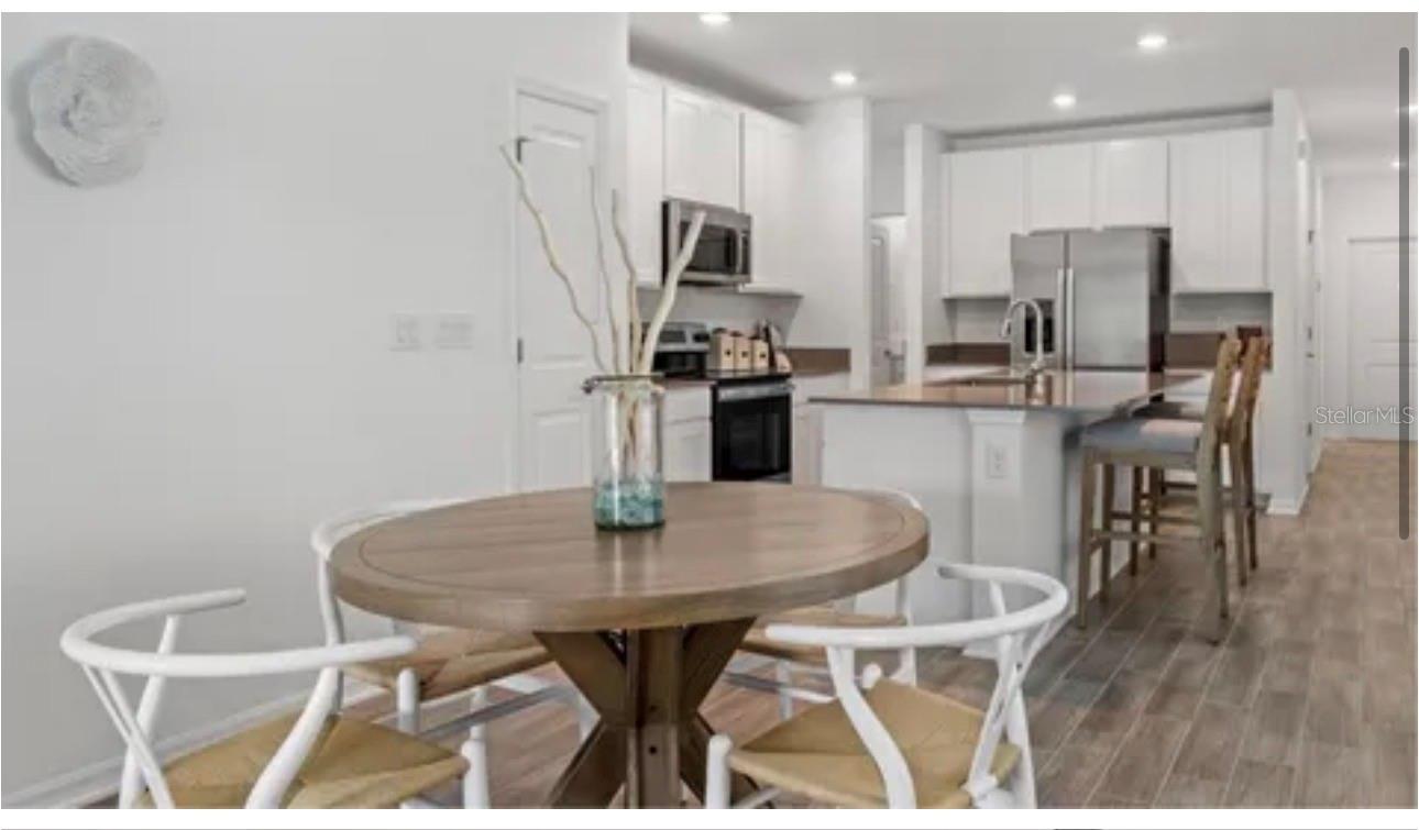 Image 4 of 11 For 1835 Weir Boulevard
