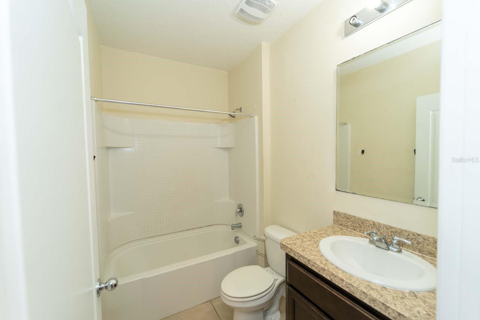 Image 11 of 44 For 138 Tracy Circle