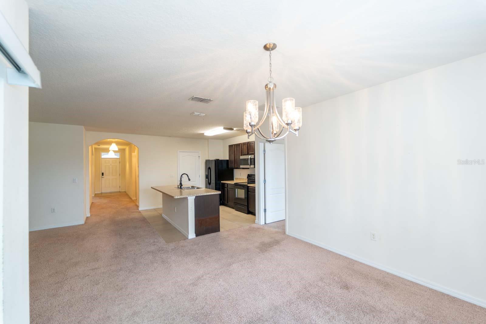 Image 24 of 44 For 138 Tracy Circle