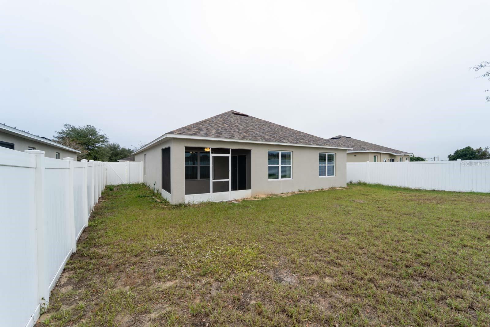 Image 35 of 44 For 138 Tracy Circle