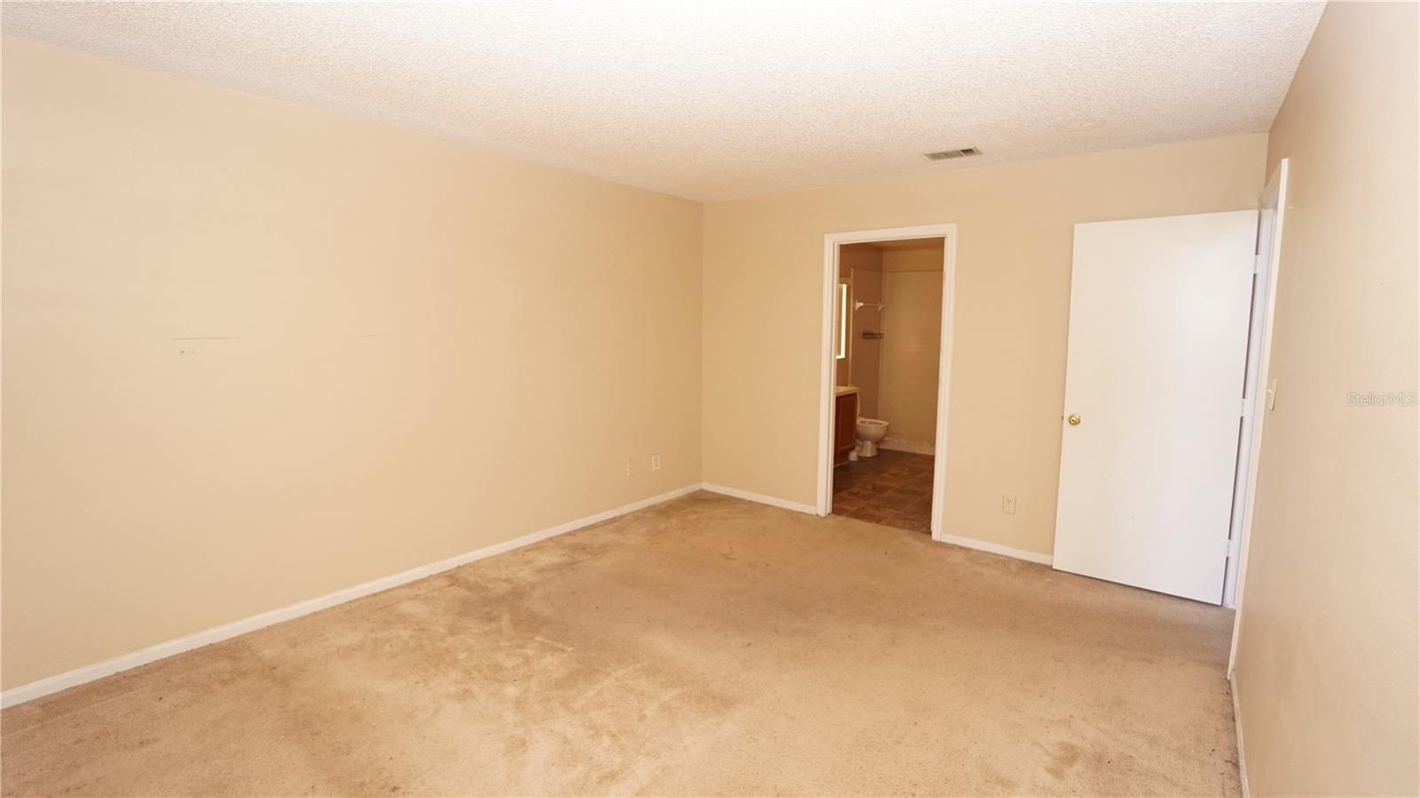 Image 21 of 39 For 11133 Huxley Avenue