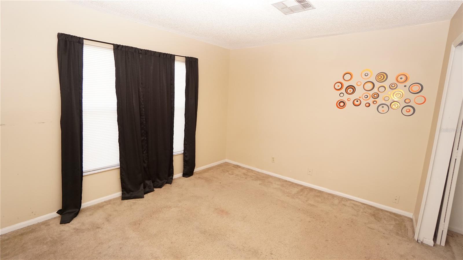 Image 26 of 39 For 11133 Huxley Avenue