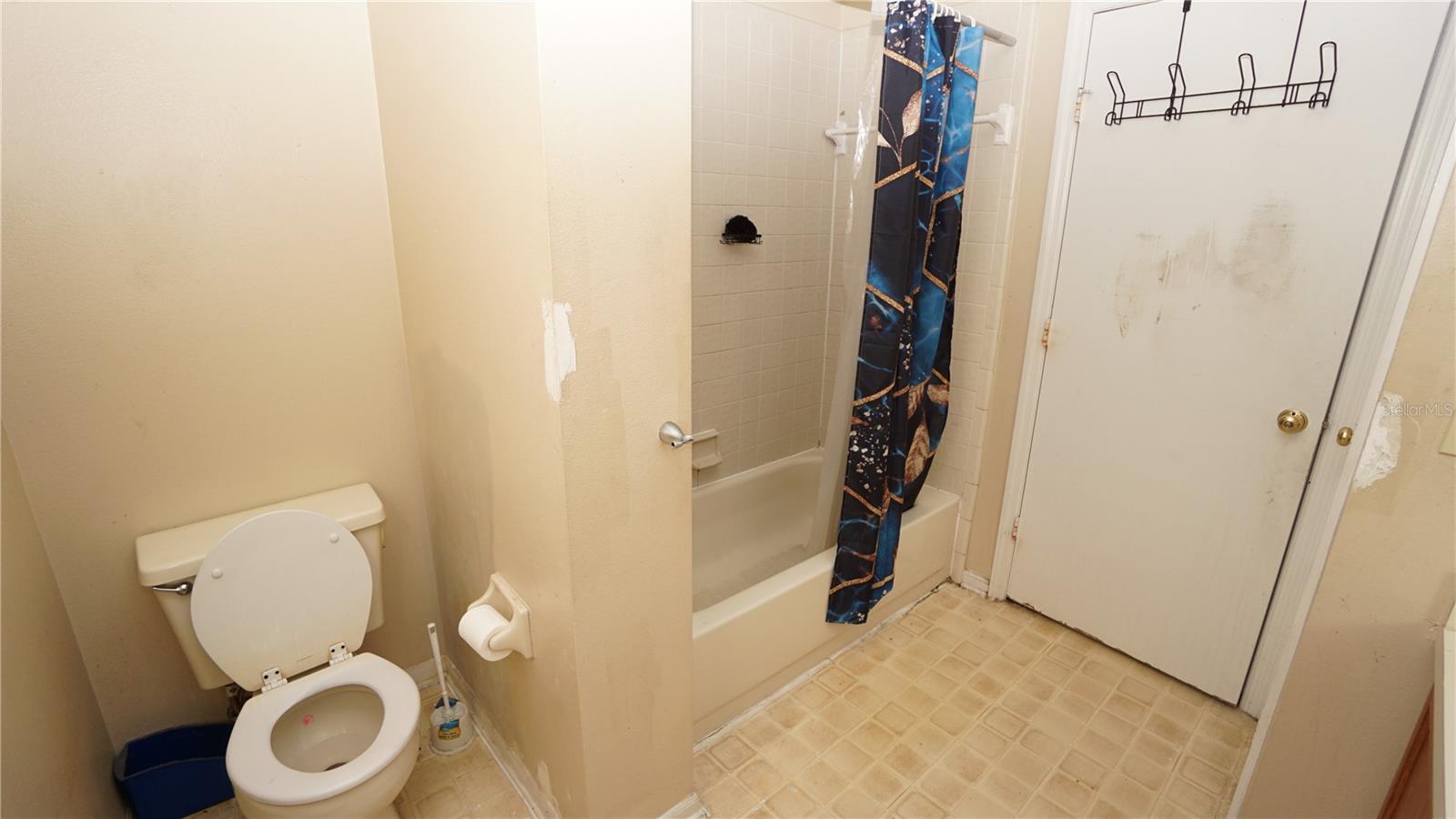 Image 33 of 39 For 11133 Huxley Avenue