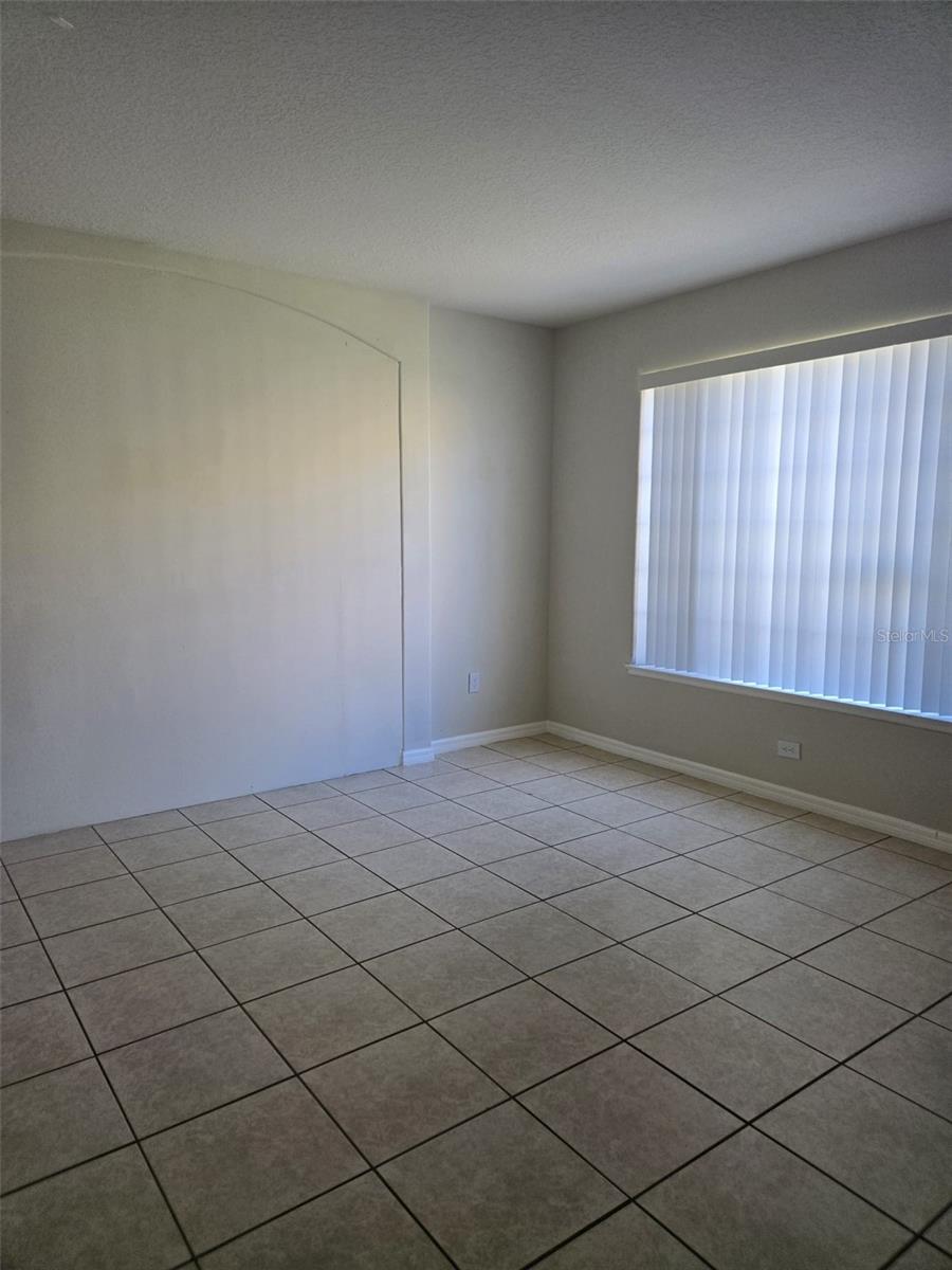 Image 11 of 23 For 1883 Island Walk Drive