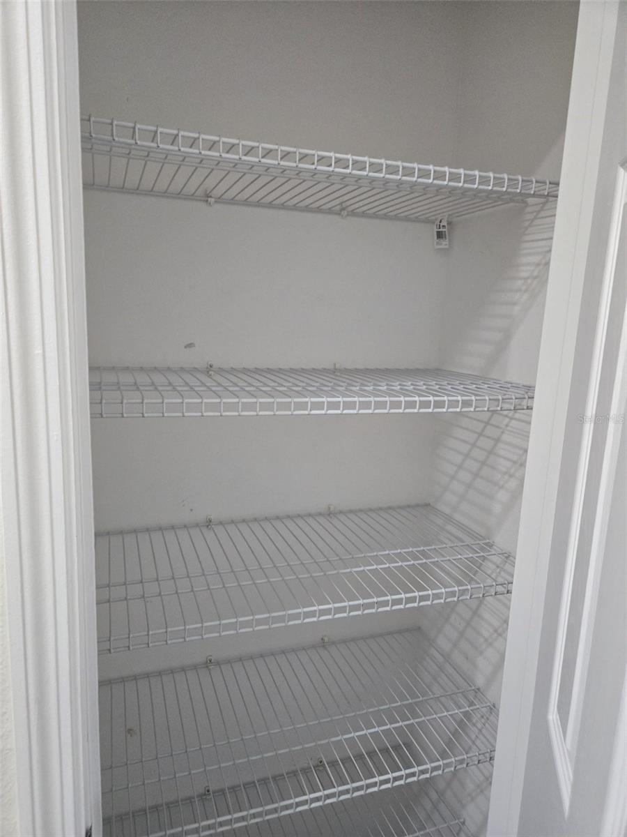 Image 20 of 23 For 1883 Island Walk Drive