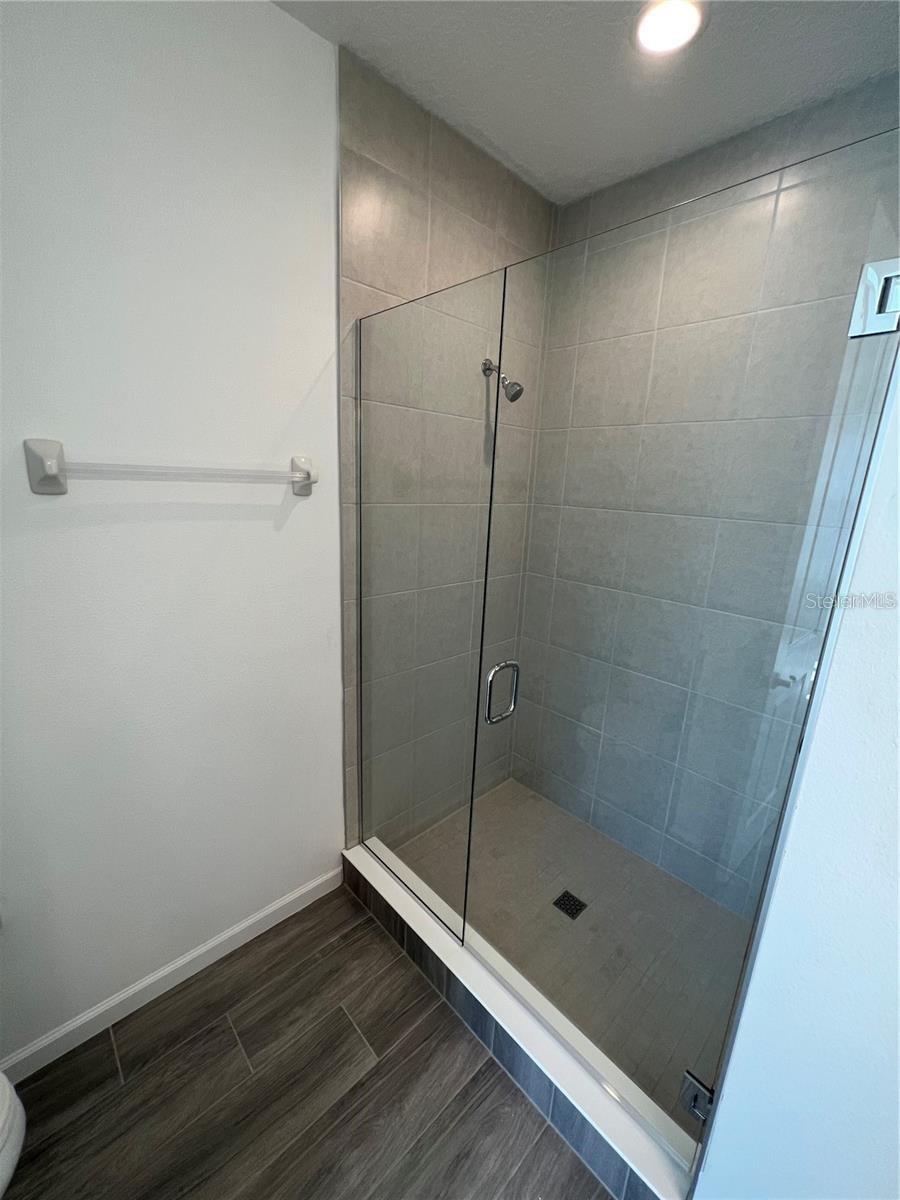 Image 13 of 32 For 2257 Valentine Alley