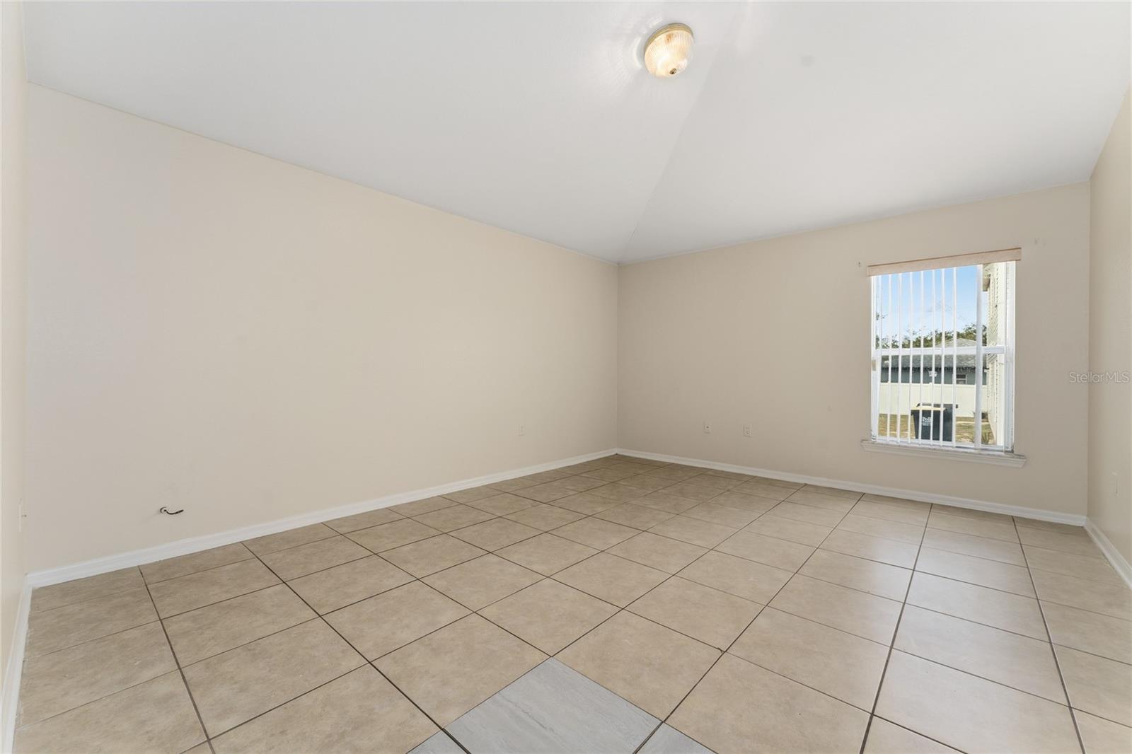 Image 19 of 26 For 114 Herring Lane