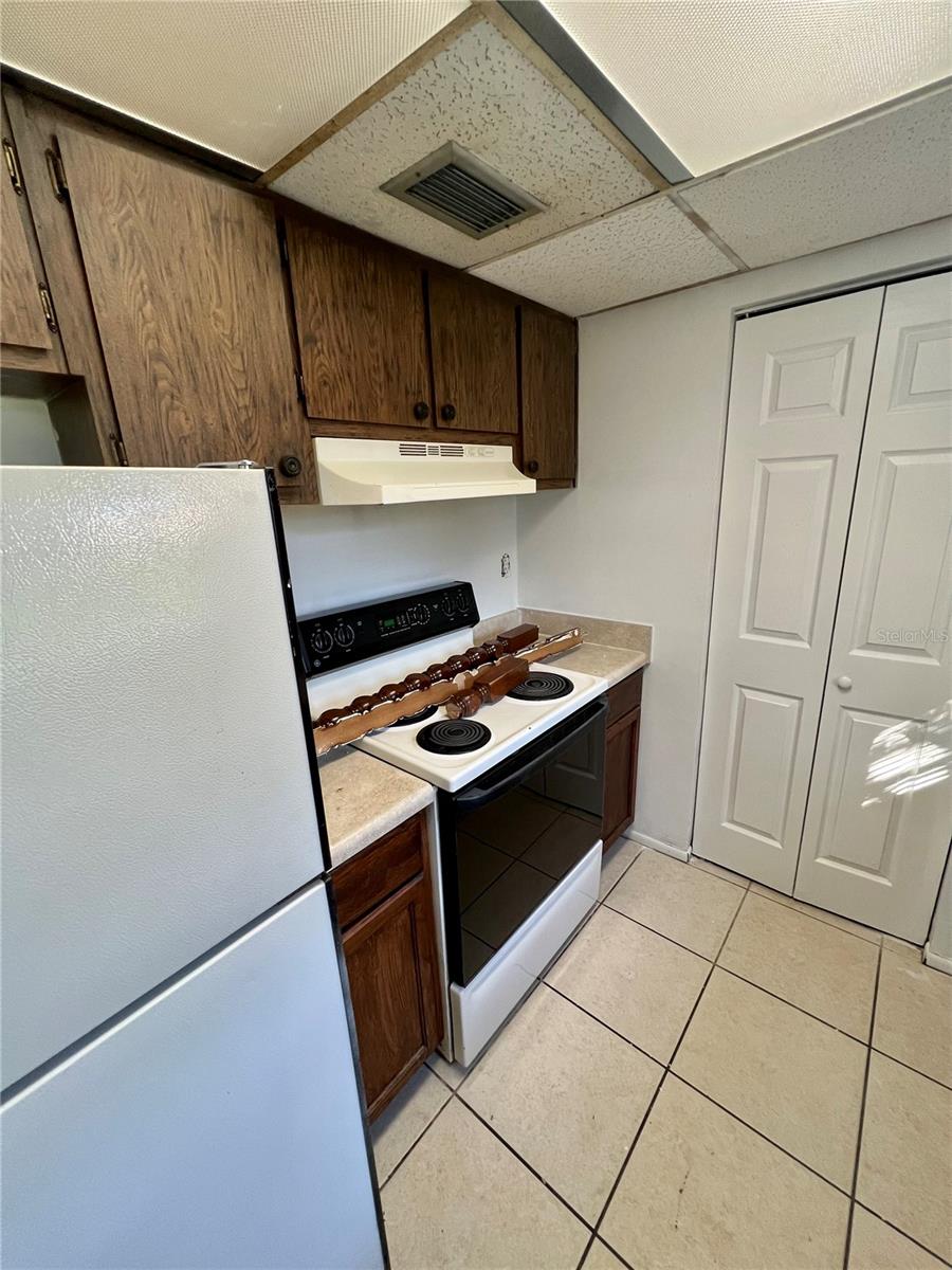 Image 15 of 20 For 1916 Honour Road 1