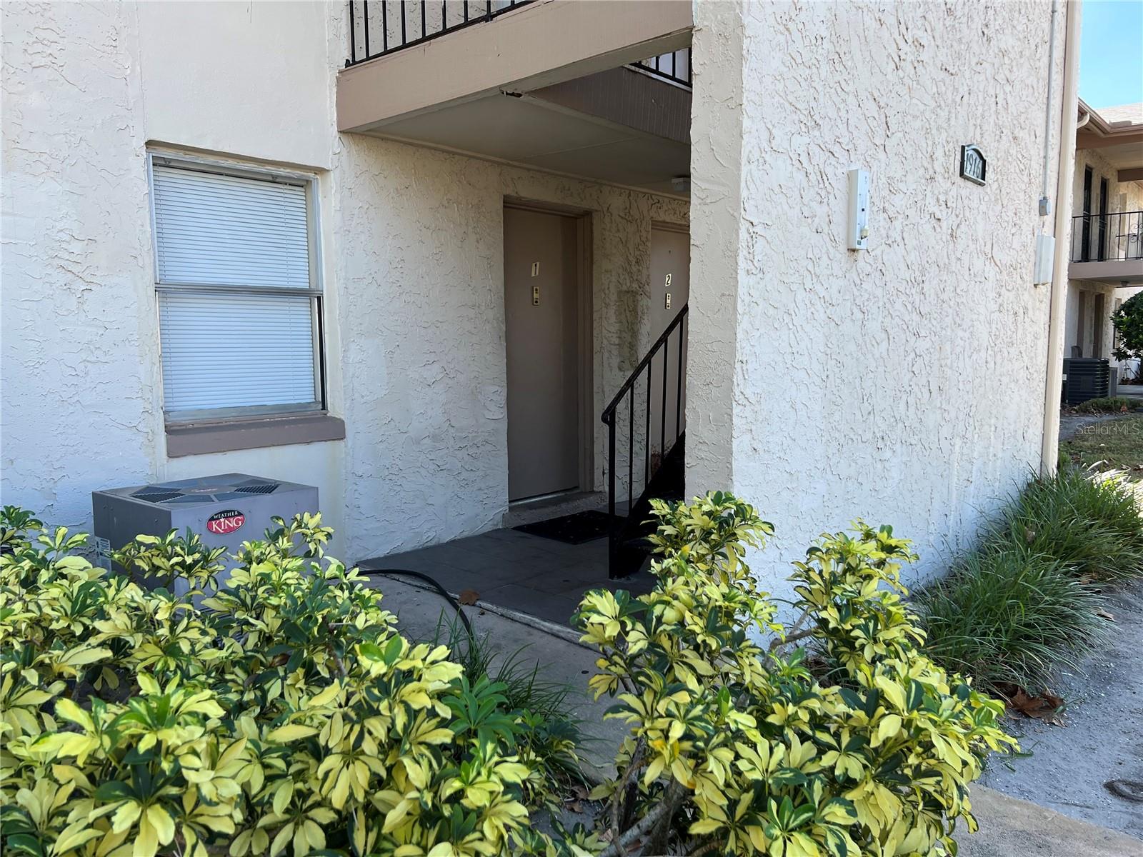 Image 2 of 20 For 1916 Honour Road 1