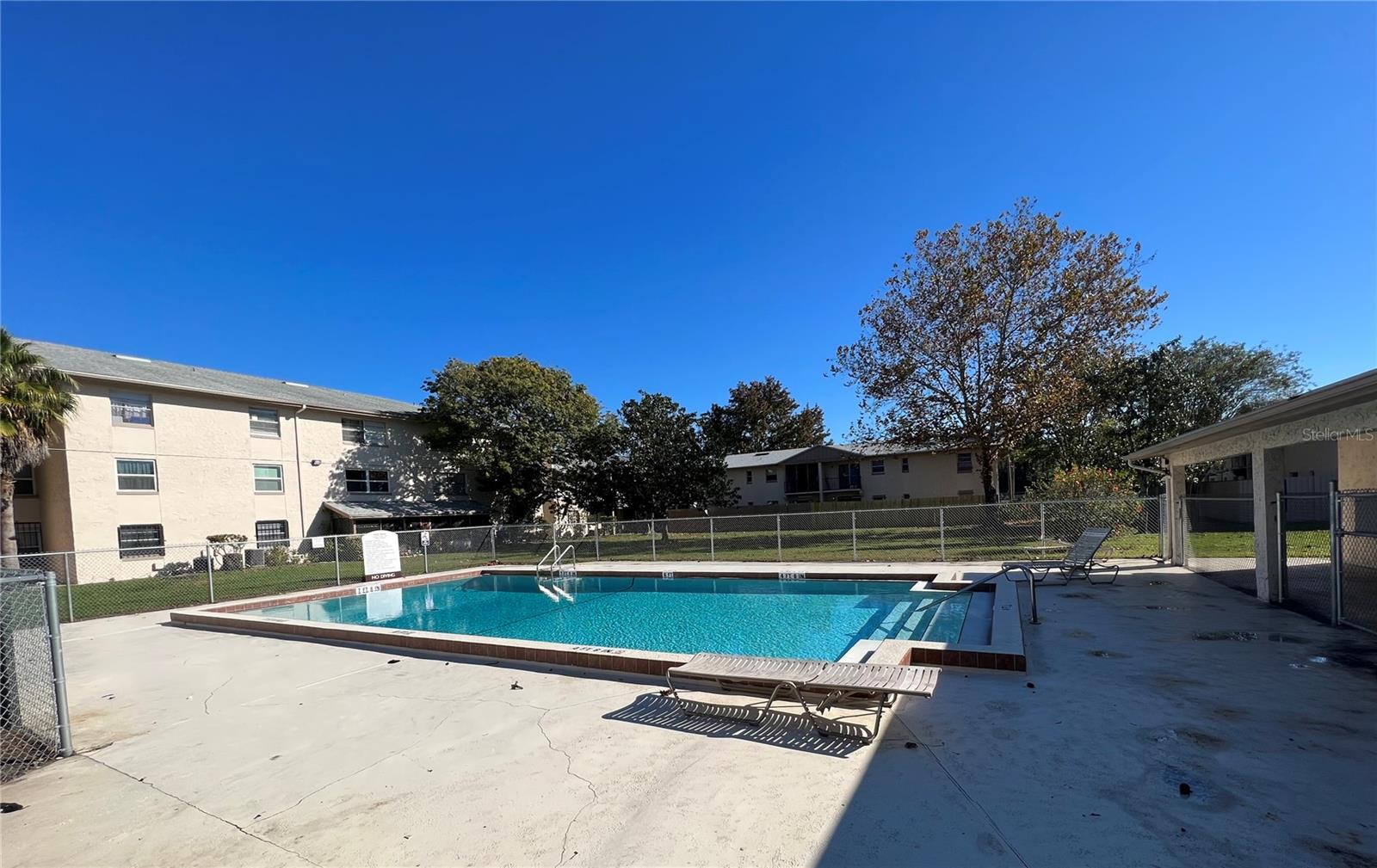 Image 20 of 20 For 1916 Honour Road 1