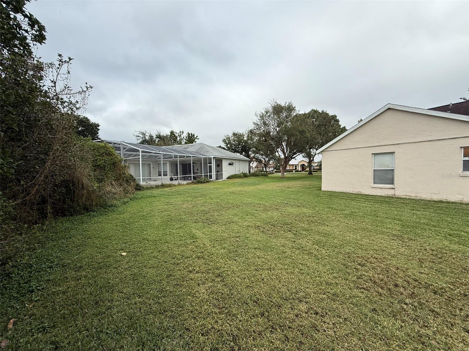 Image 40 of 43 For 10413 Pointview Court