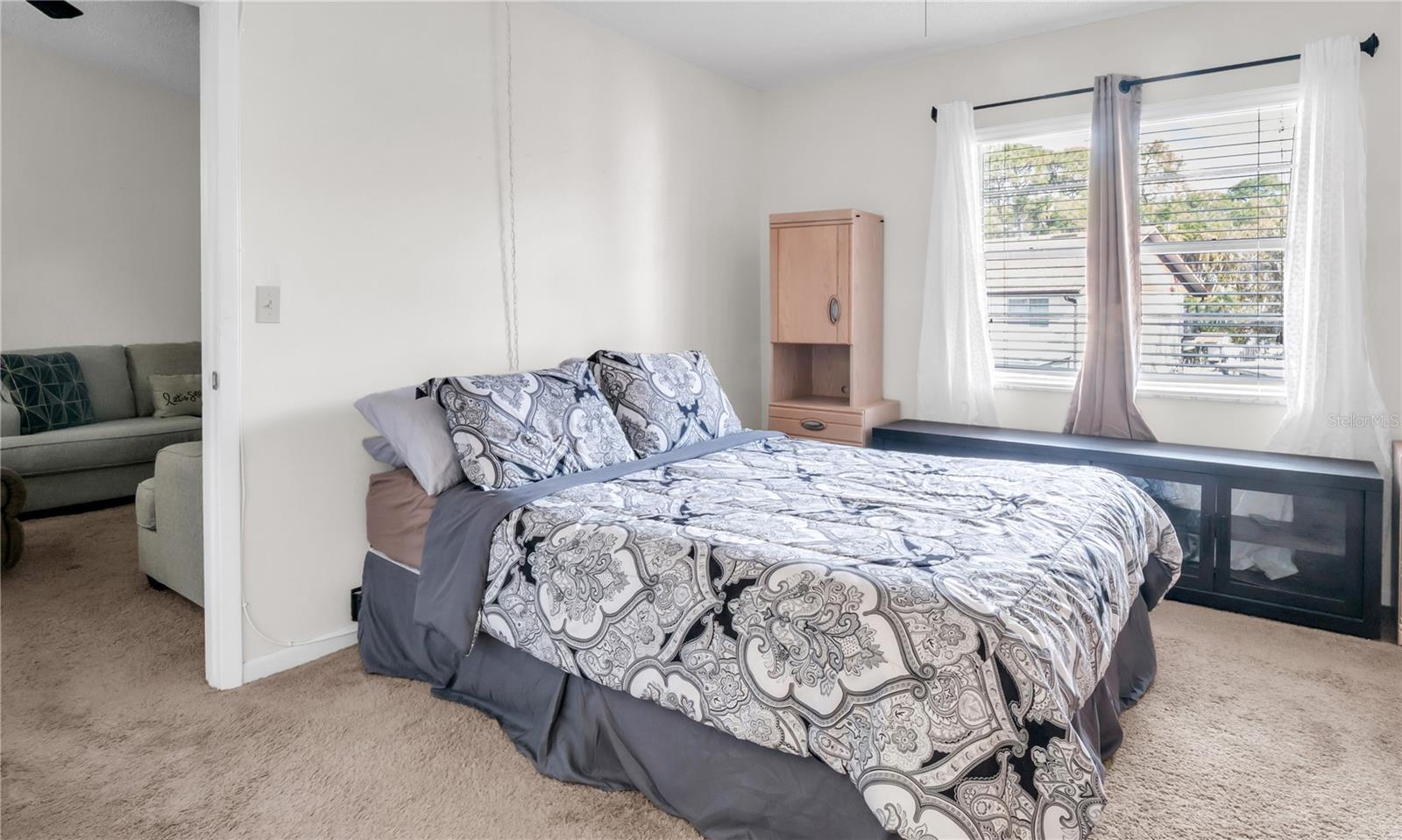 Image 18 of 37 For 845 Orchid Springs Drive