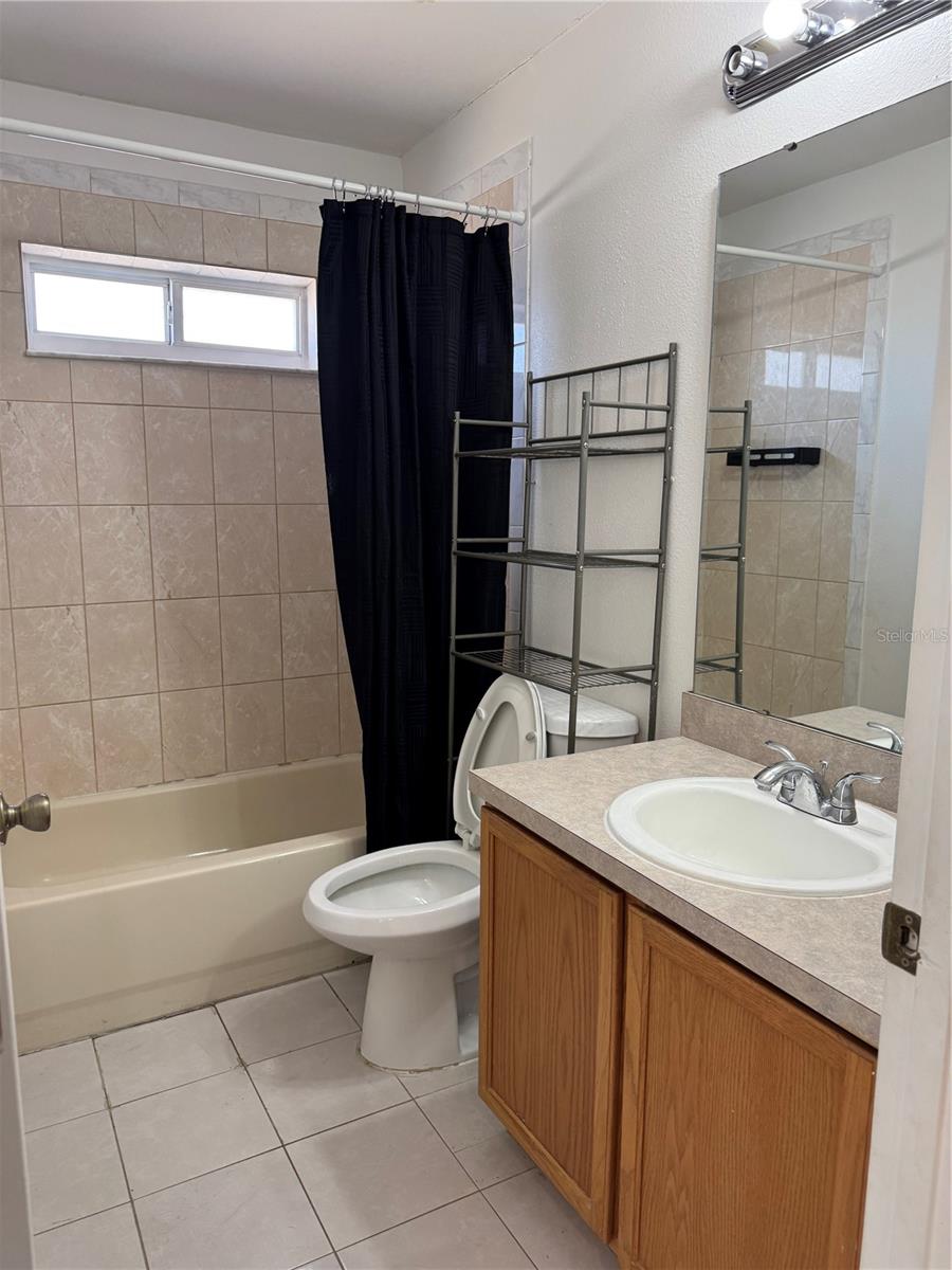 Image 21 of 29 For 1349 Ivy Meadow Drive