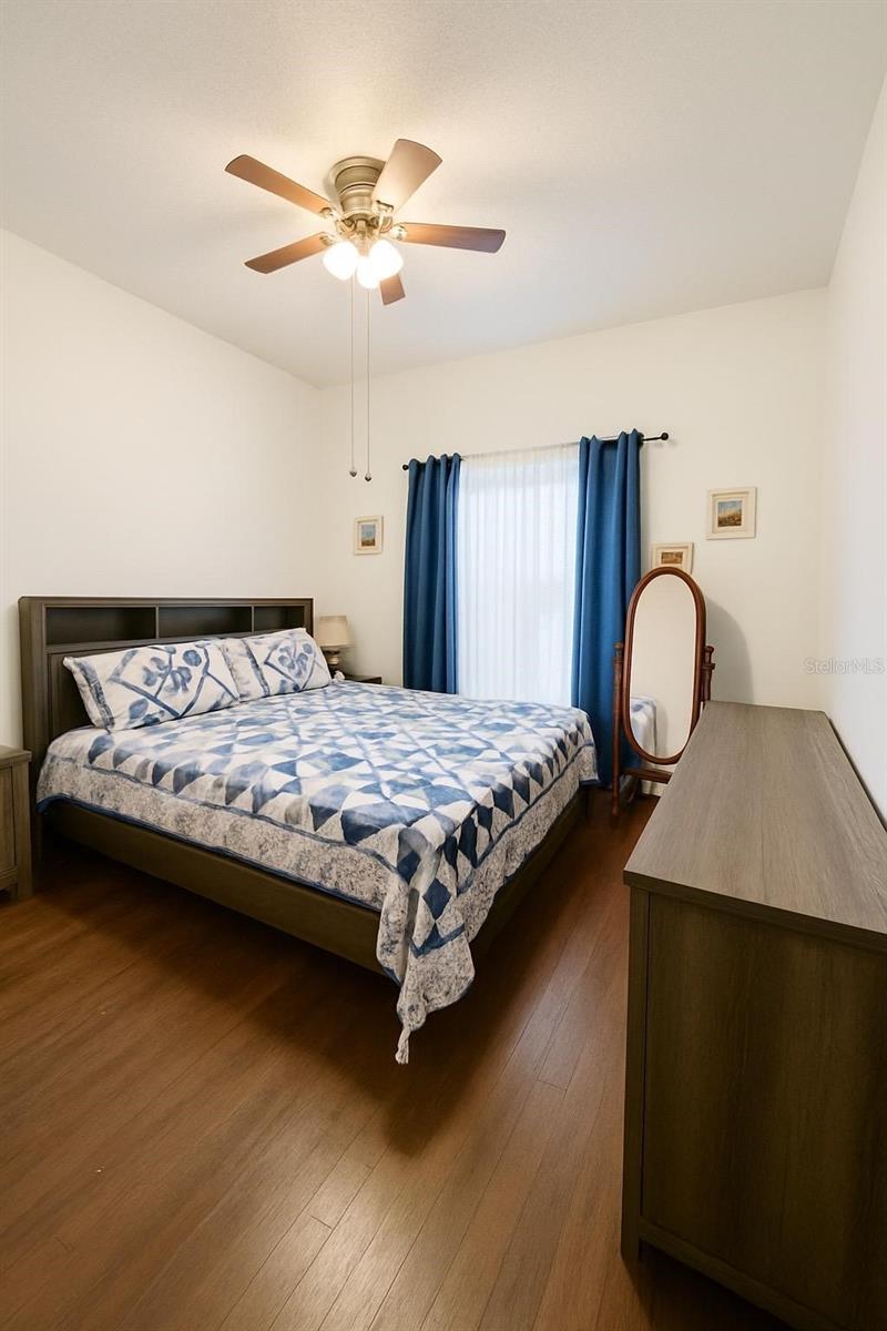 Image 2 of 11 For 1001 Universal Rest Place