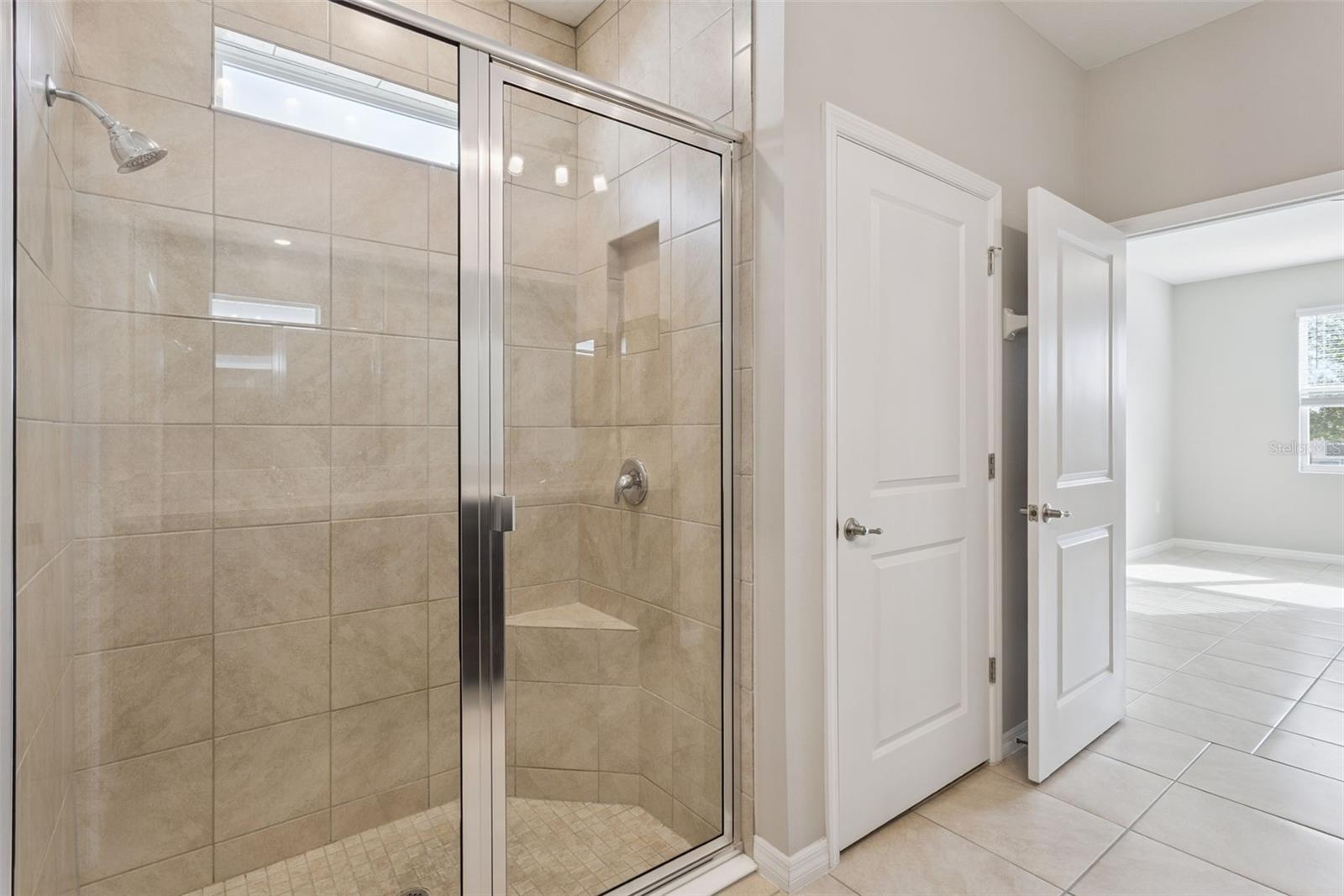 Image 19 of 27 For 8016 Penrose Place