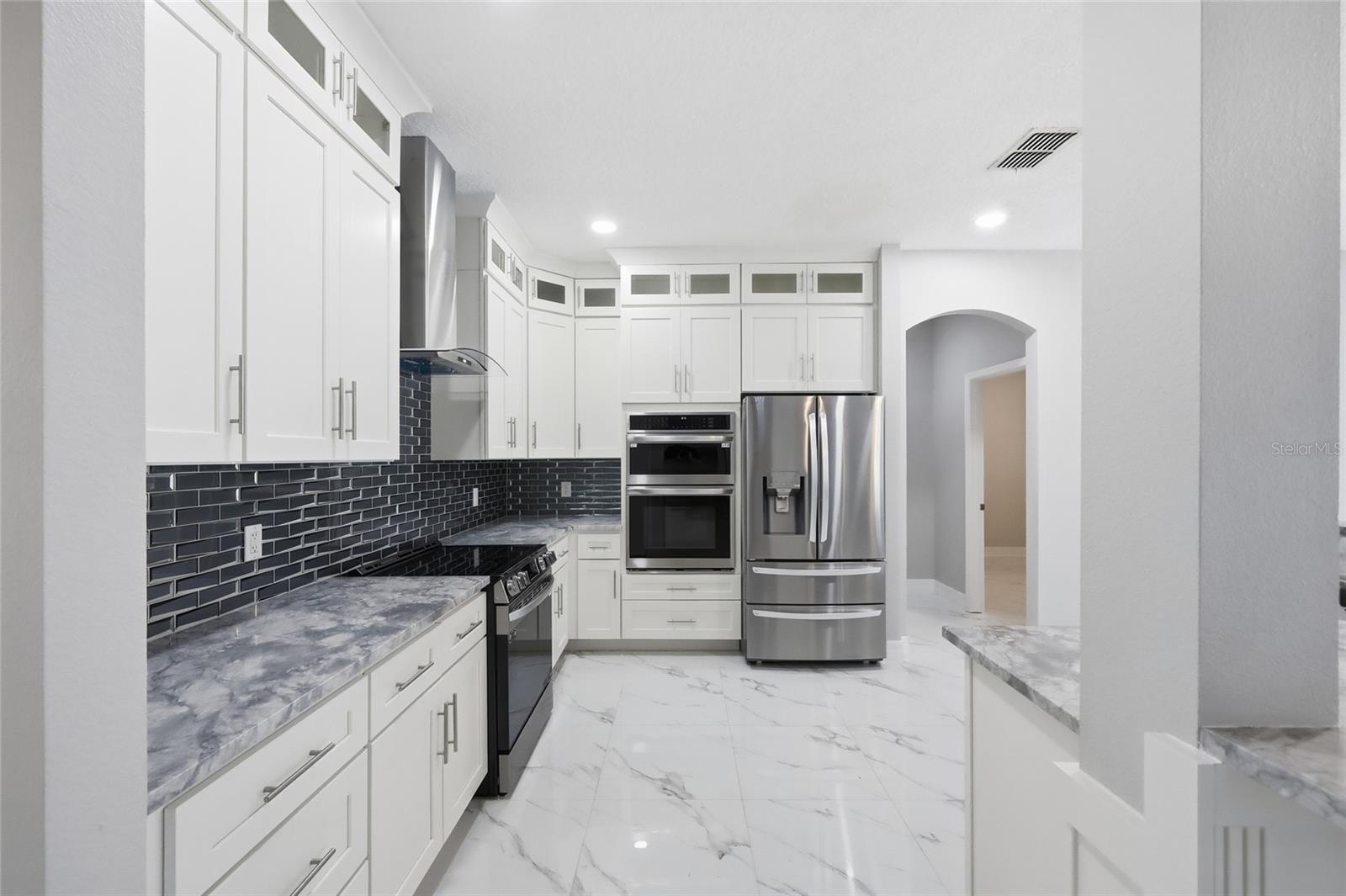 Image 20 of 63 For 1338 Legendary Boulevard