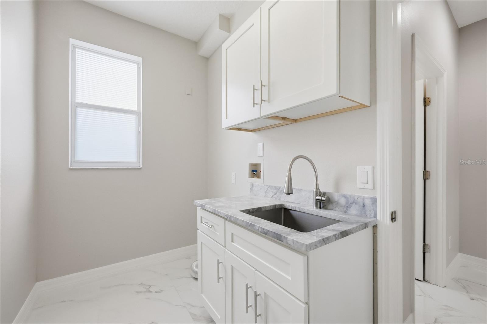 Image 27 of 63 For 1338 Legendary Boulevard