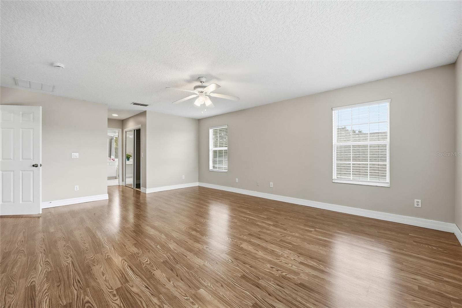 Image 35 of 63 For 1338 Legendary Boulevard