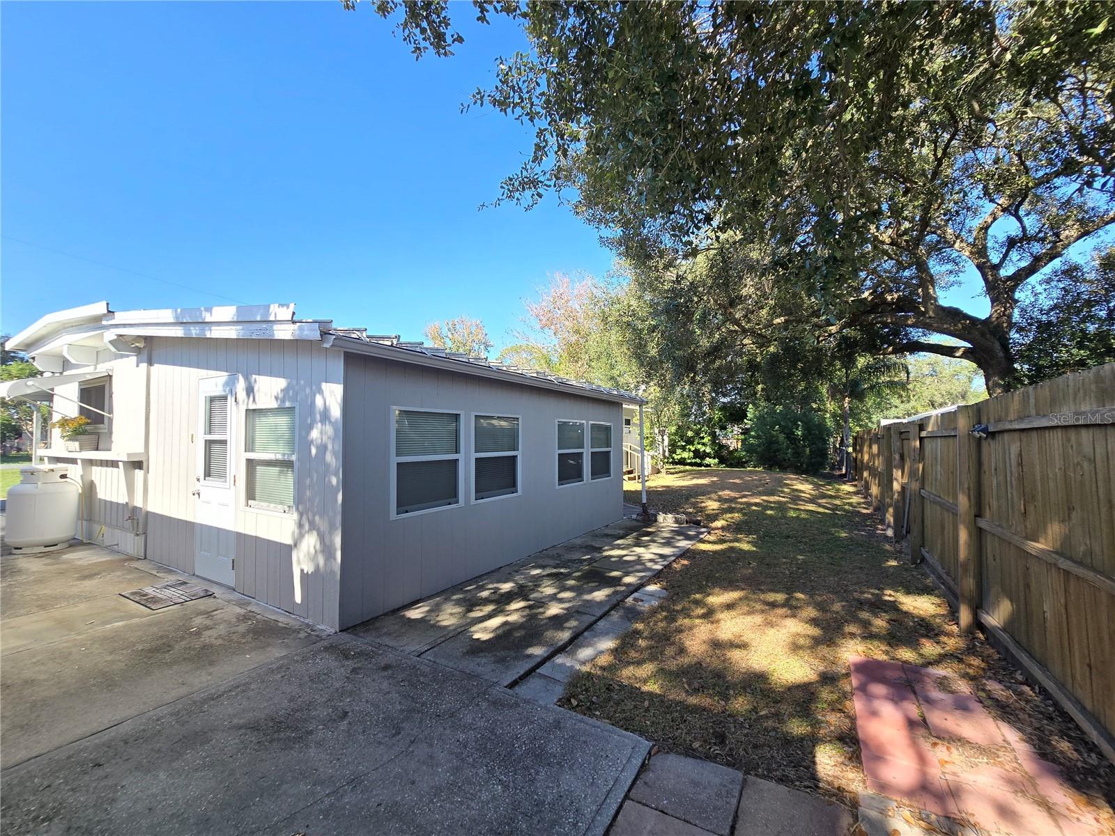 Image 14 of 53 For 1639 Flounder Street