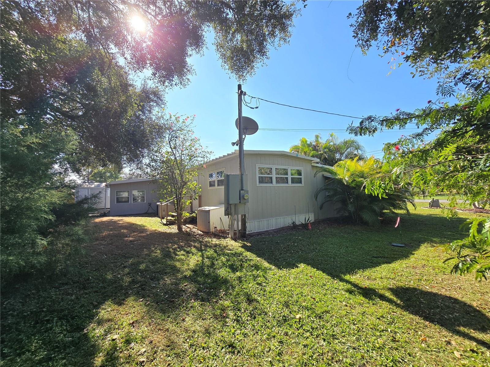 Image 20 of 53 For 1639 Flounder Street