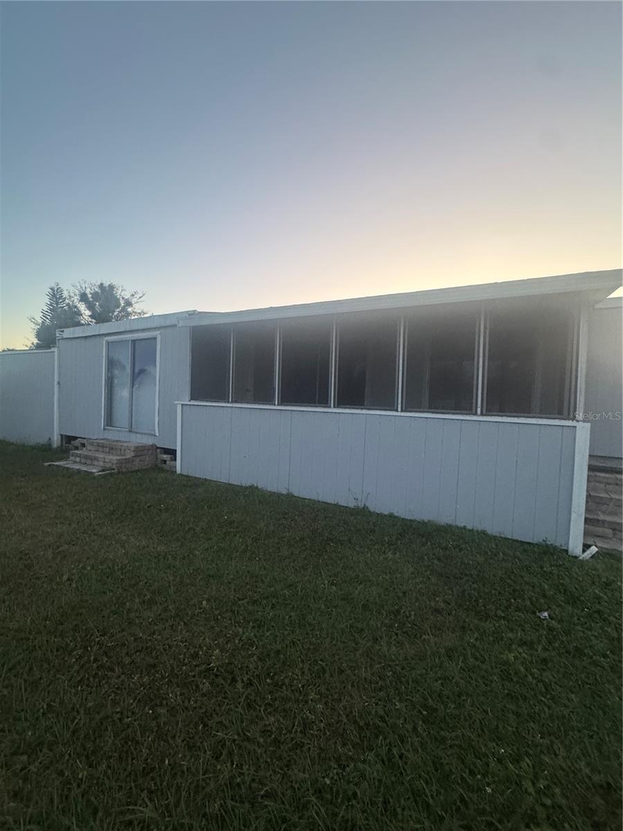 Image 6 of 7 For 1206 Skyview Cove