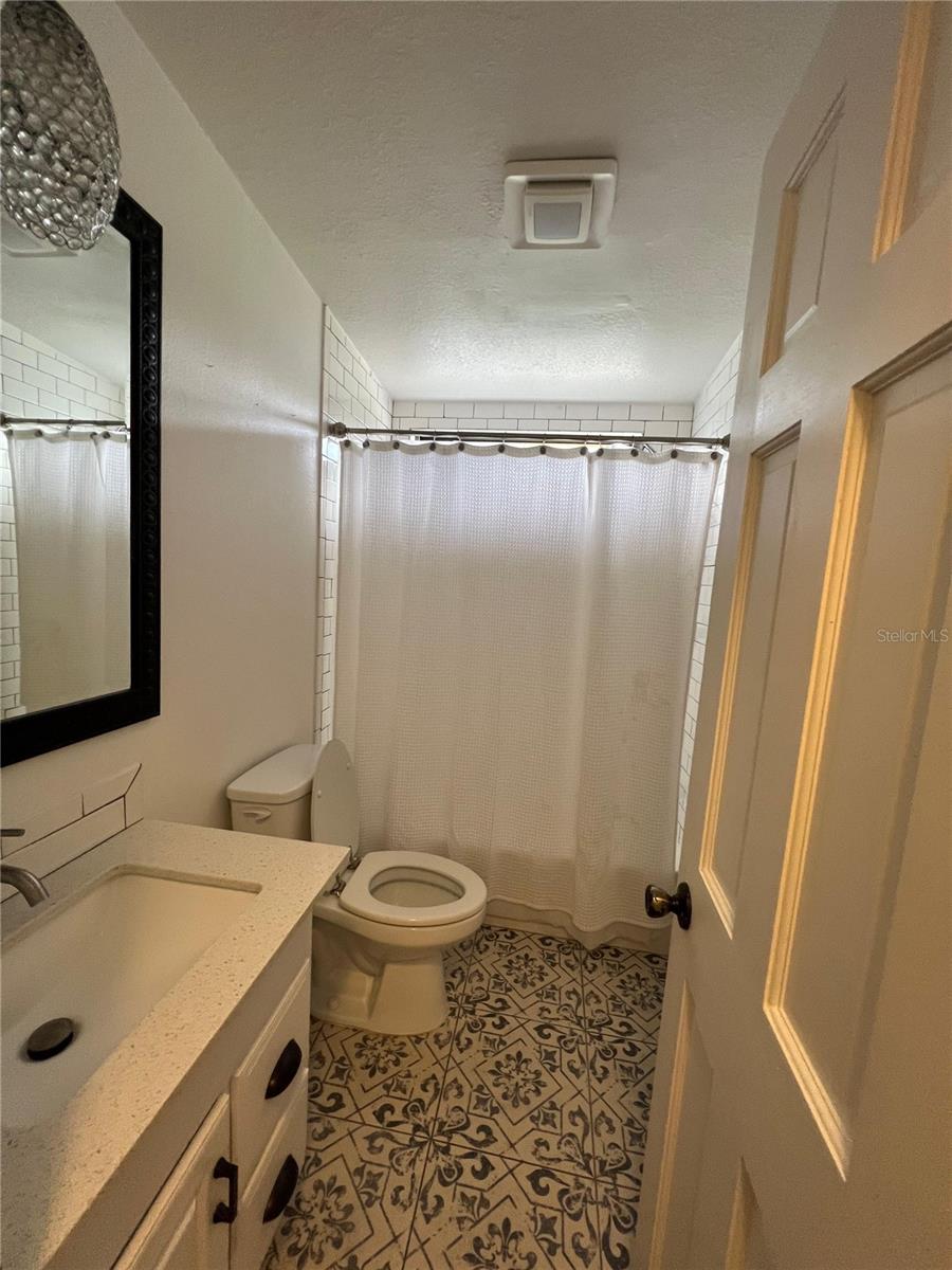 Image 12 of 24 For 170 Autumn Court