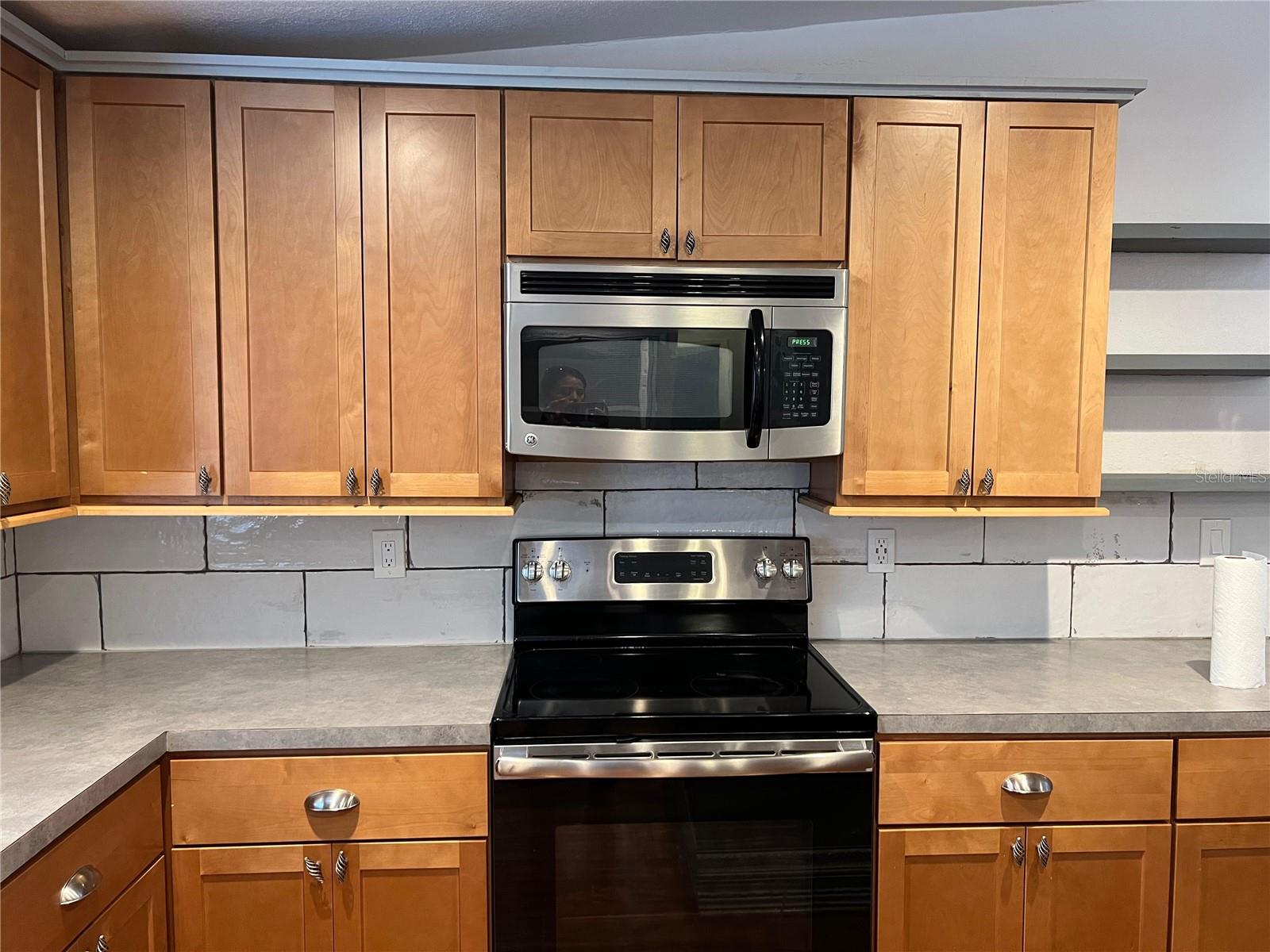 Image 5 of 24 For 170 Autumn Court