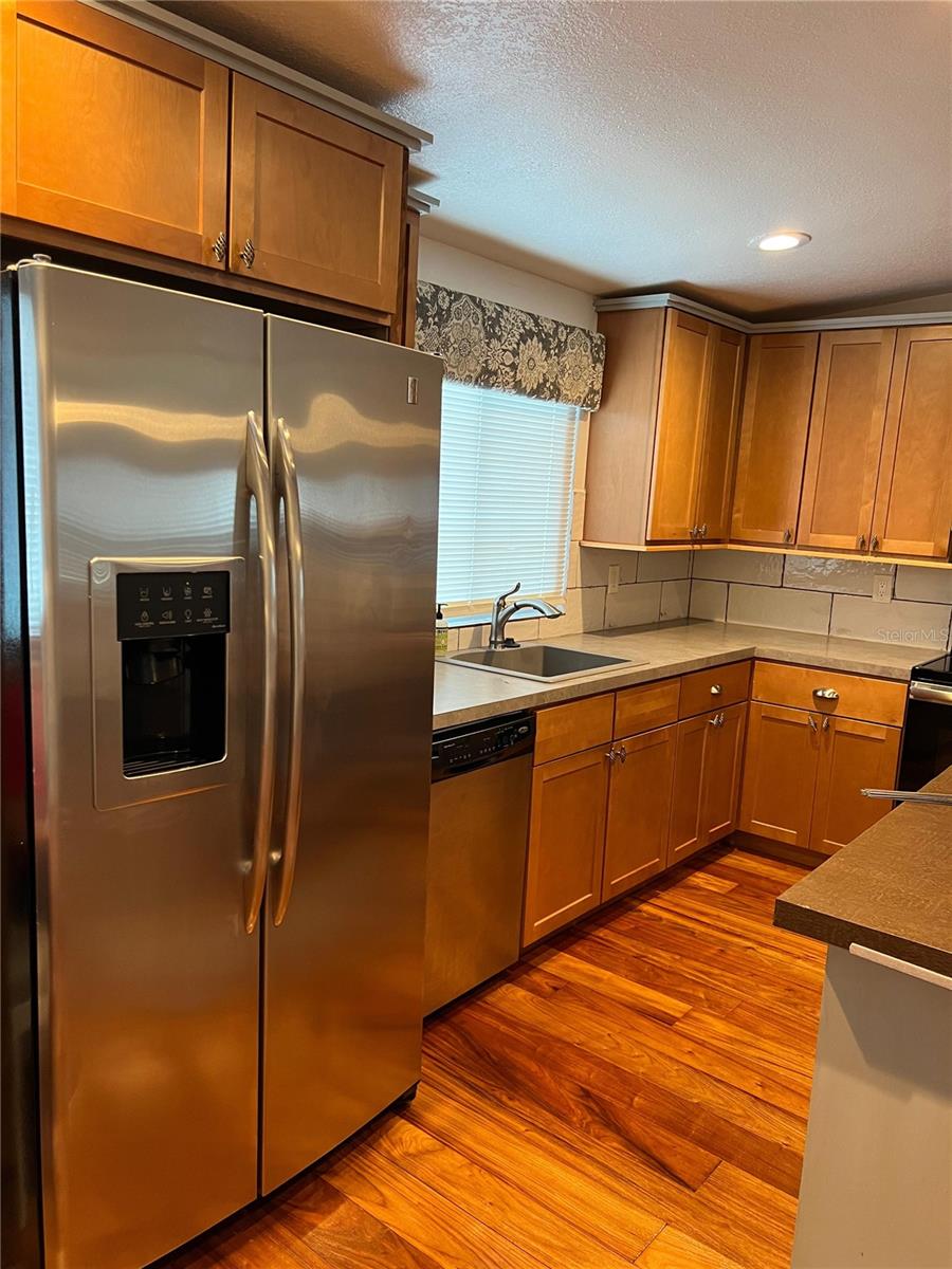 Image 6 of 24 For 170 Autumn Court