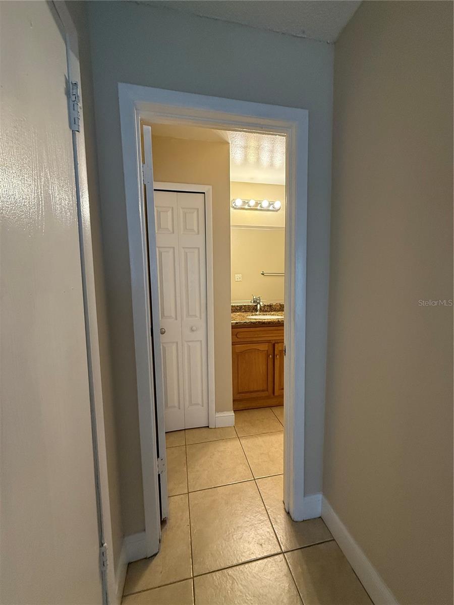 Image 22 of 27 For 3831 Bowline Circle 204