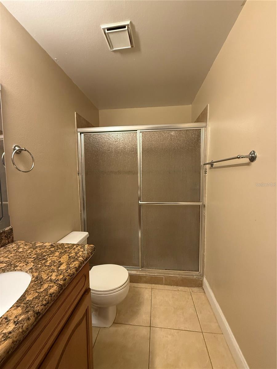 Image 24 of 27 For 3831 Bowline Circle 204