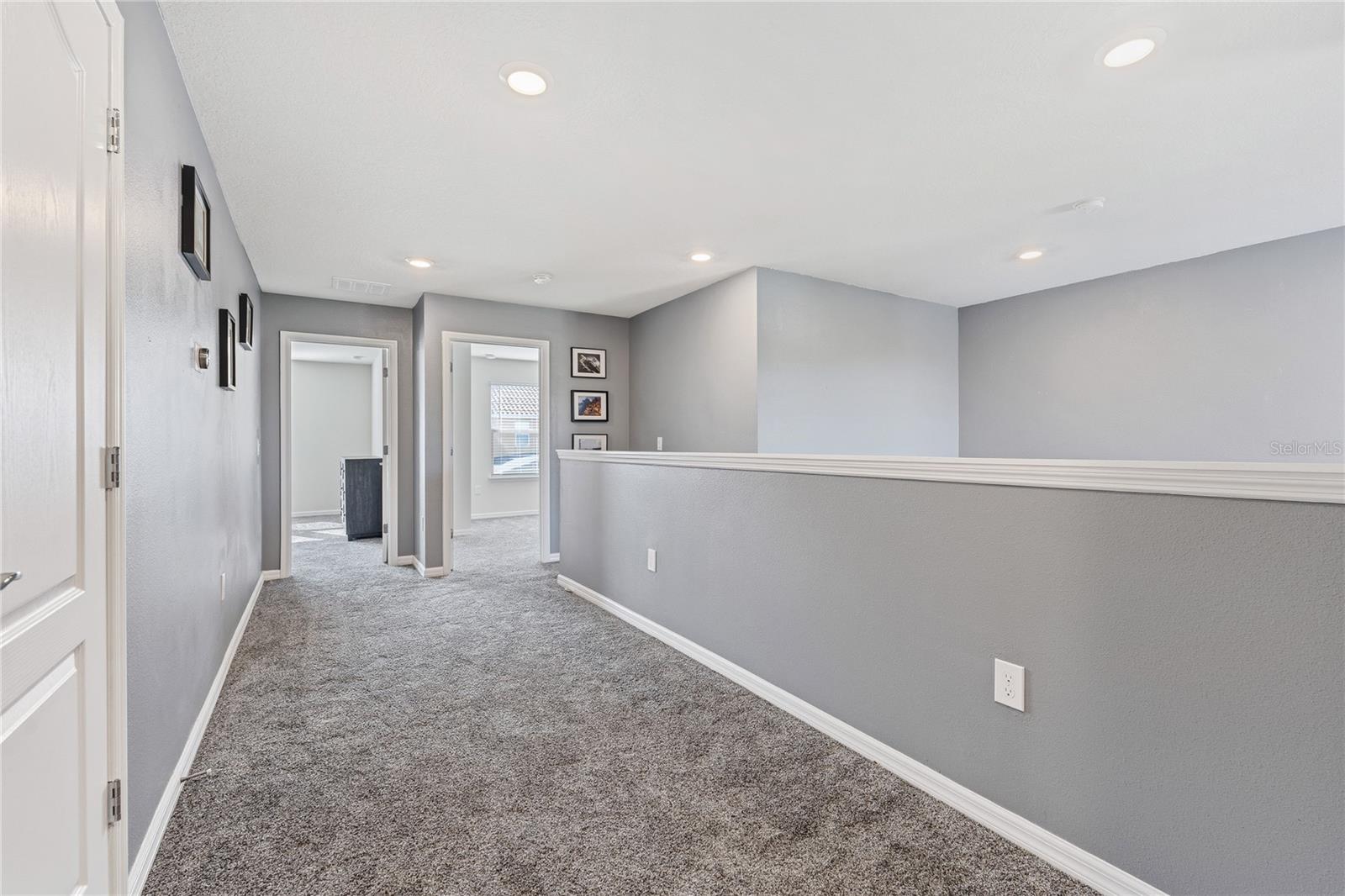 Image 22 of 37 For 5505 Misty Oak Circle