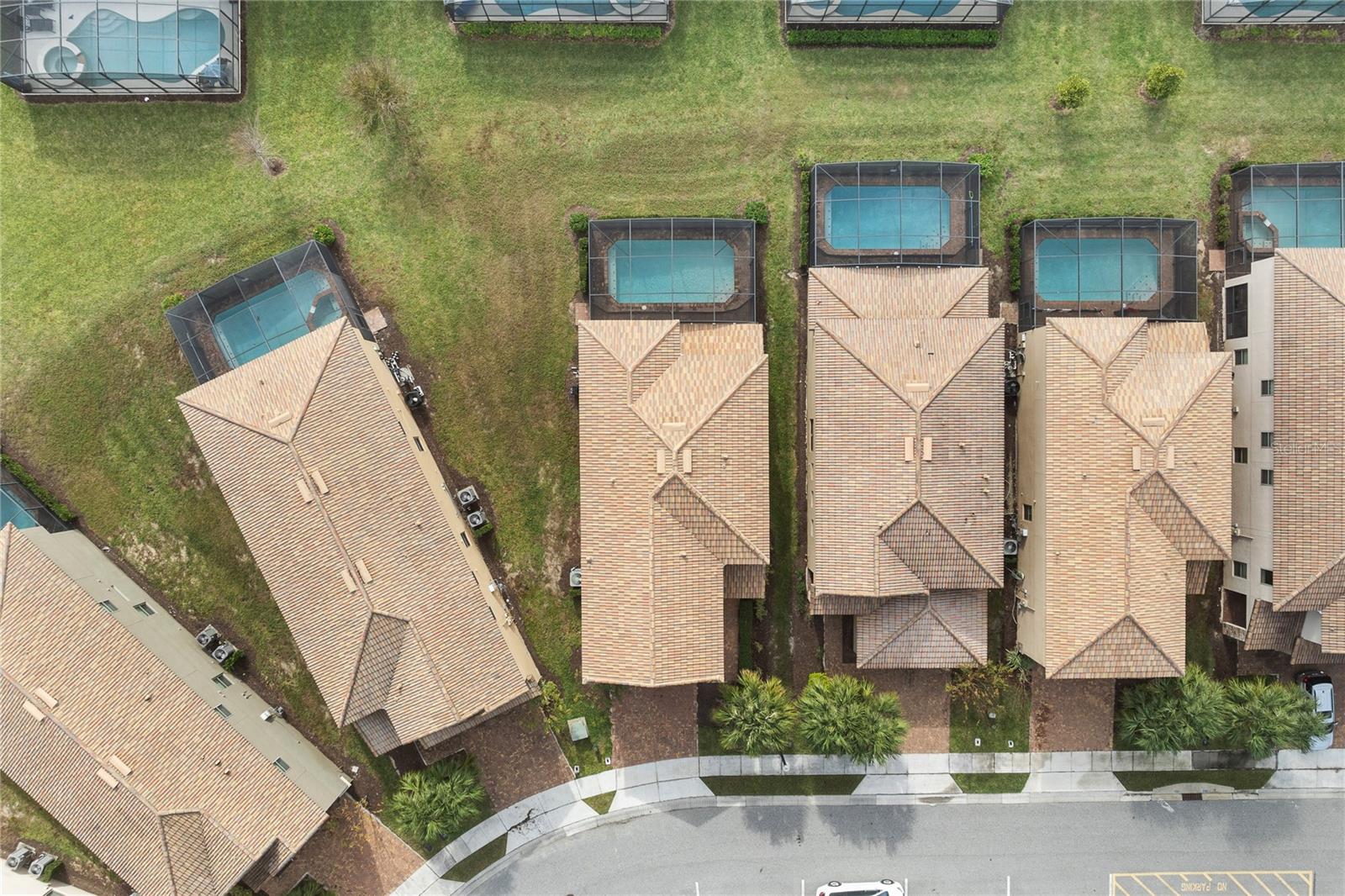 Image 31 of 37 For 5505 Misty Oak Circle