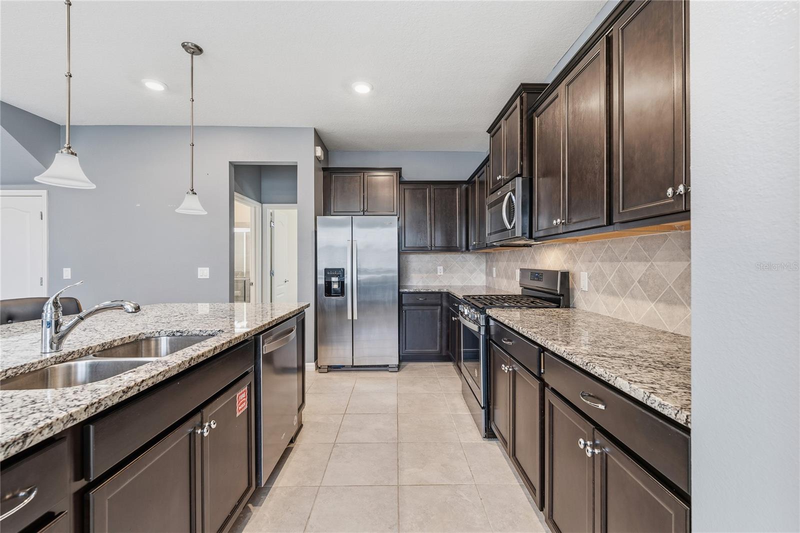 Image 8 of 37 For 5505 Misty Oak Circle