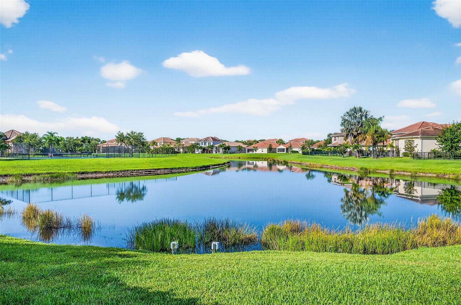 Image 3 of 15 For 1769 Berkshire Circle Sw