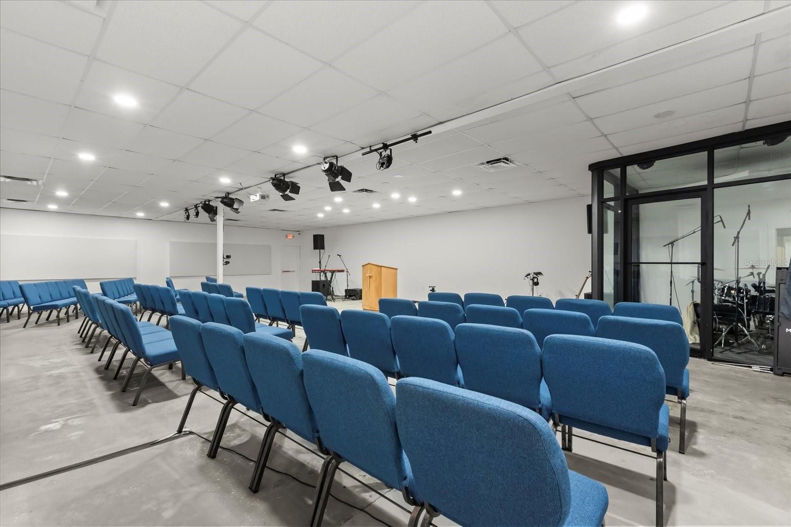 Image 15 of 23 For 1046 Plaza Drive D & E & F