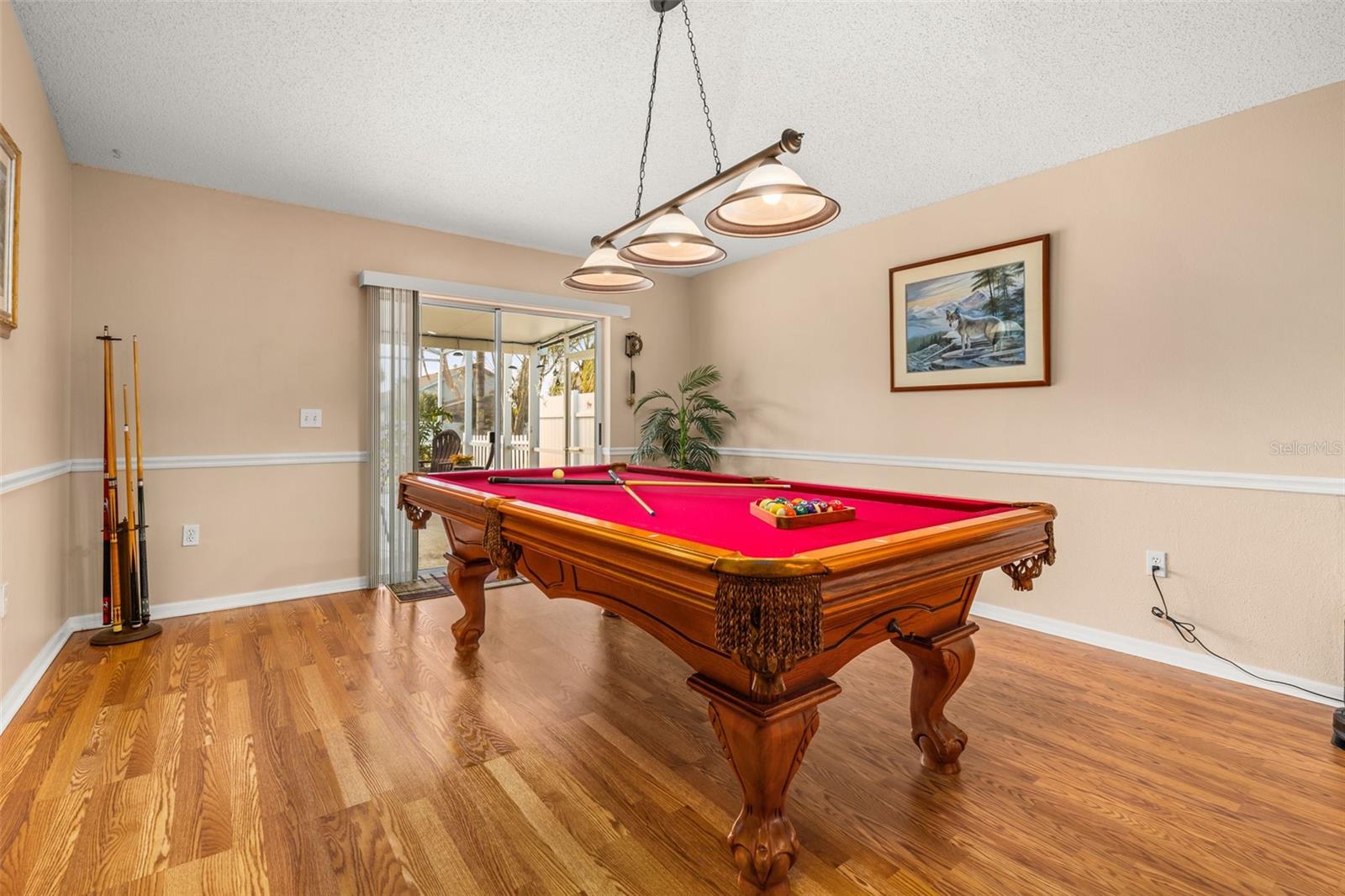 Image 21 of 80 For 105 Cardiff Avenue