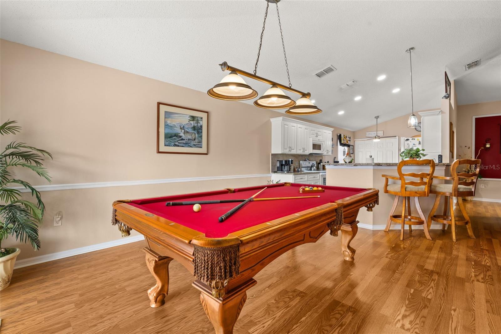 Image 23 of 80 For 105 Cardiff Avenue