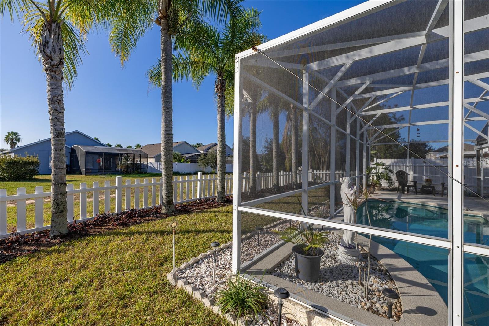 Image 53 of 80 For 105 Cardiff Avenue