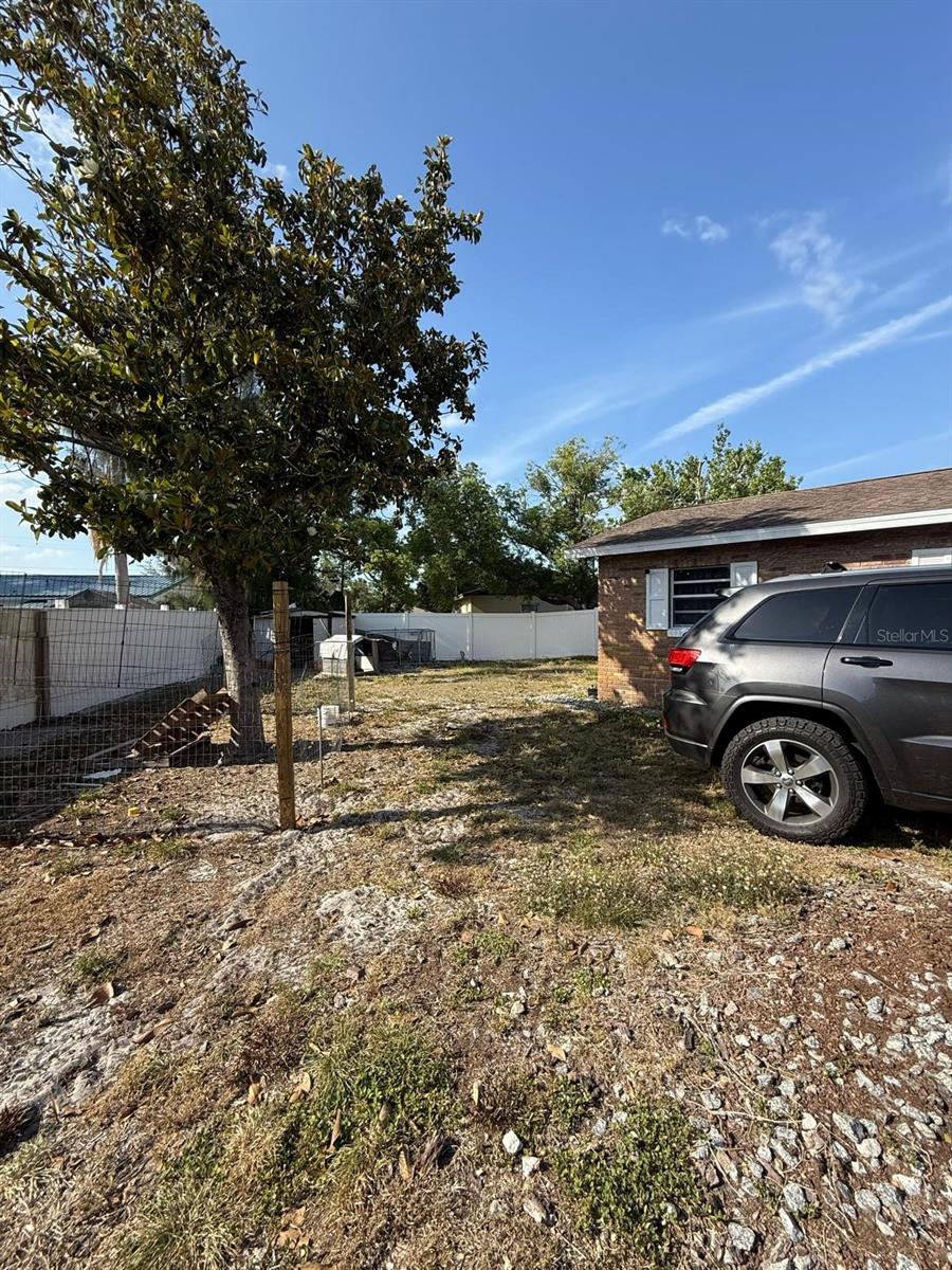 Image 14 of 17 For 311 Congress Avenue