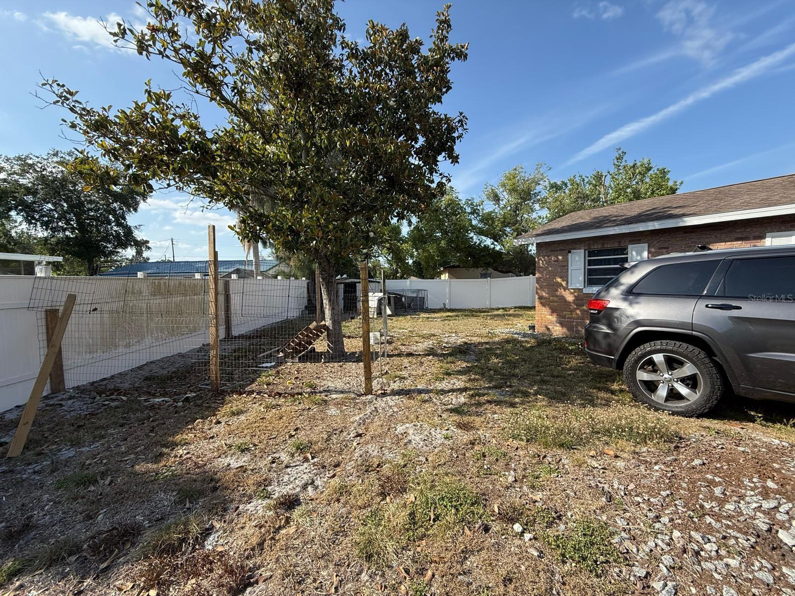 Image 16 of 17 For 311 Congress Avenue