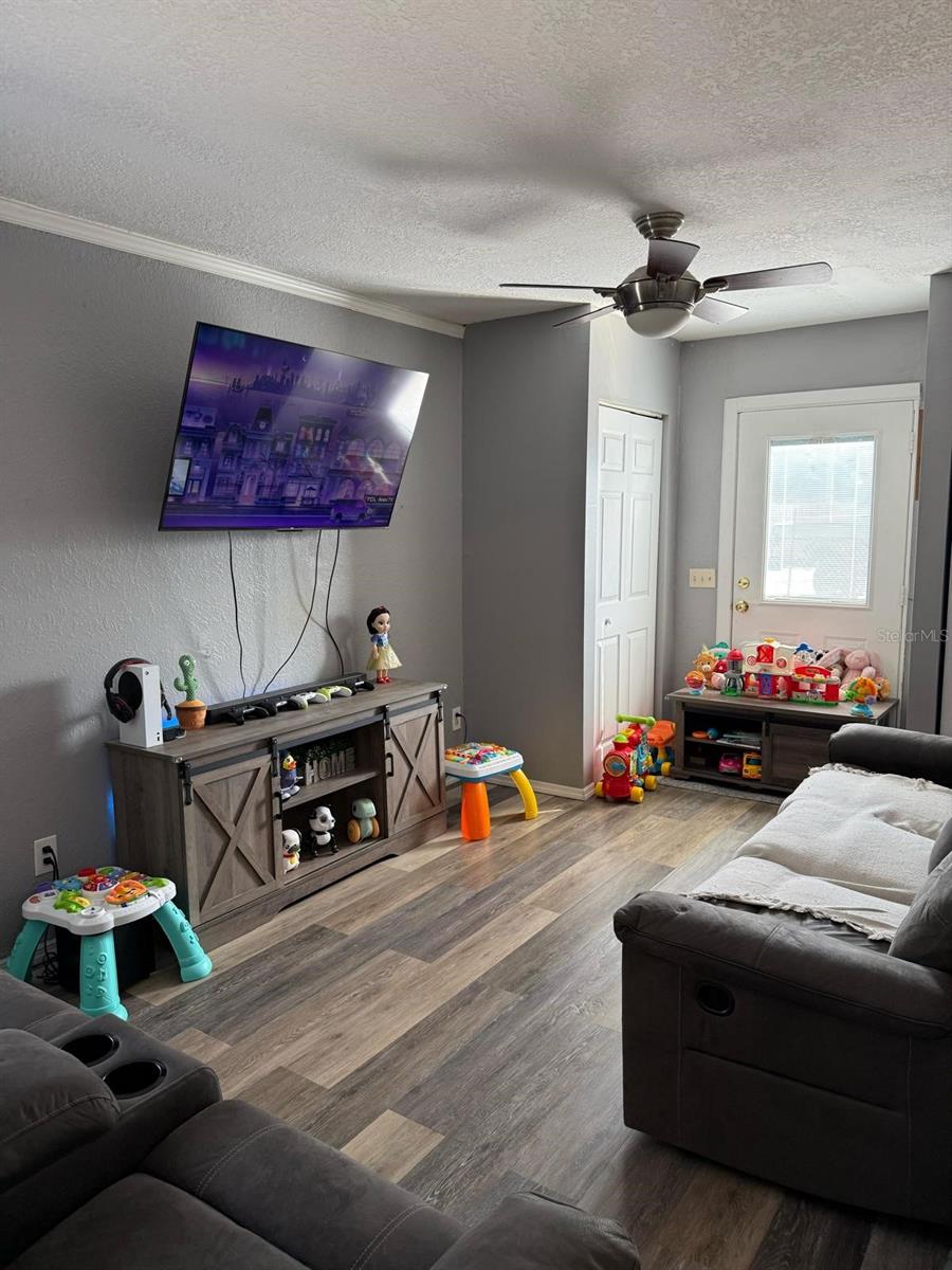 Image 9 of 17 For 311 Congress Avenue