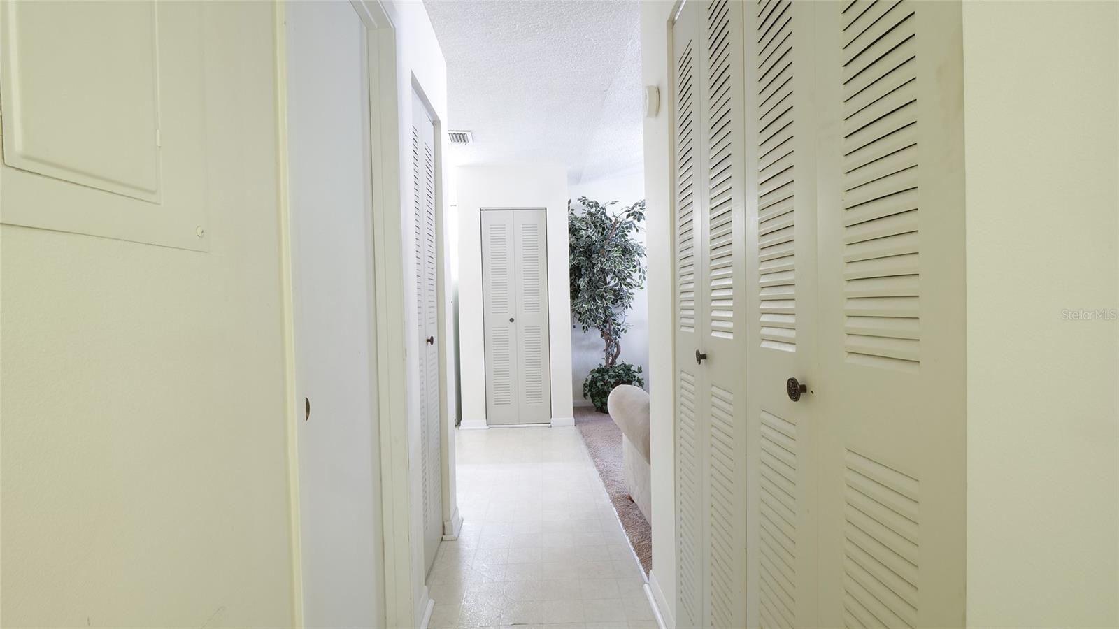 Image 11 of 32 For 845 Orchid Springs Drive