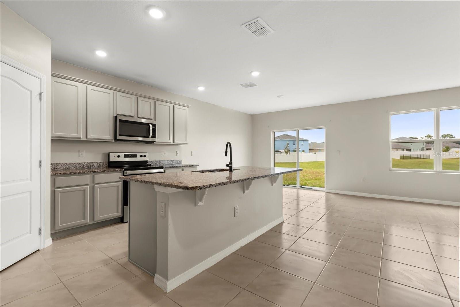 Image 5 of 40 For 5246 Mahogany Drive